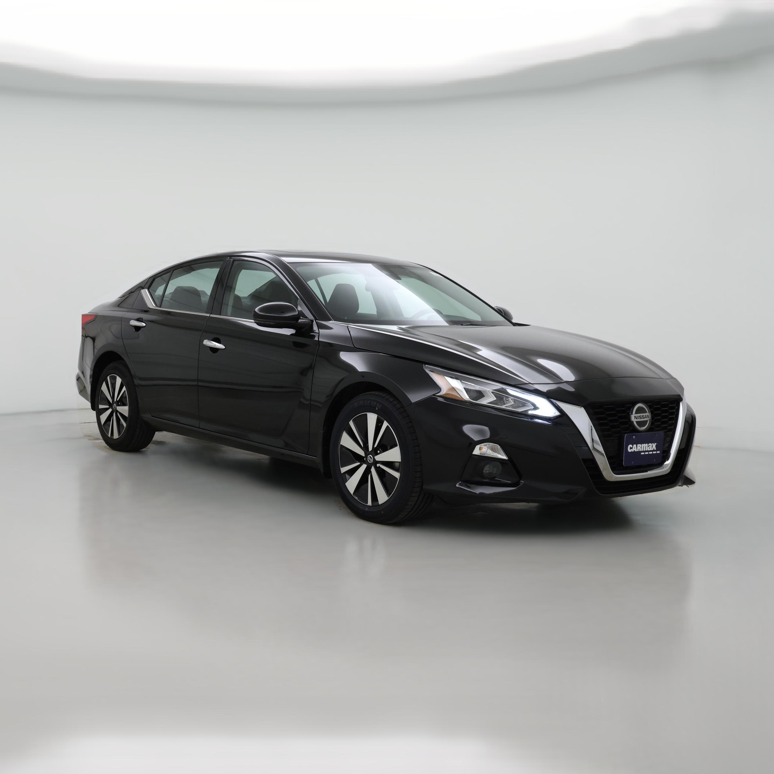 Thumbnail: 2022 Nissan Altima - 1
