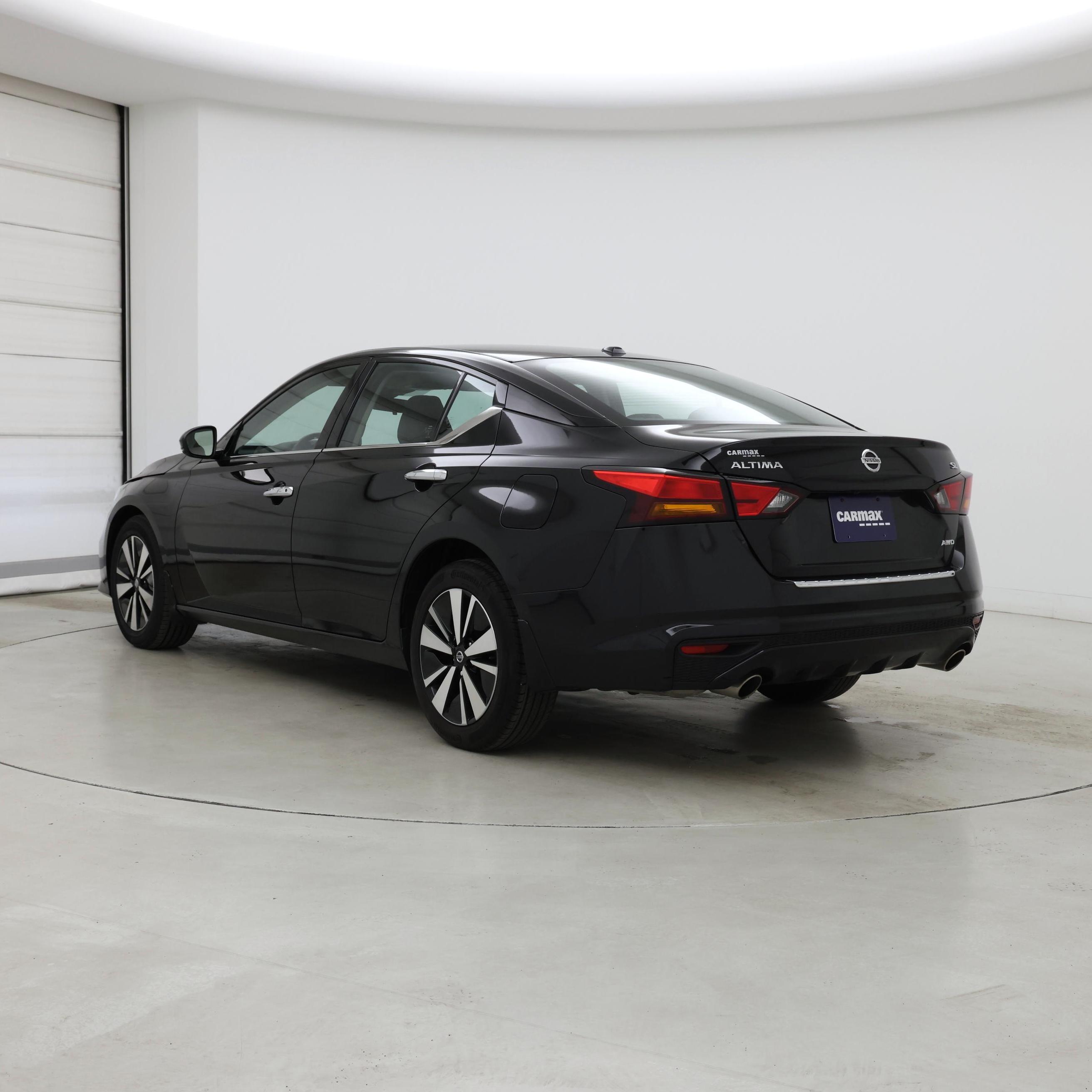 Thumbnail: 2022 Nissan Altima - 2