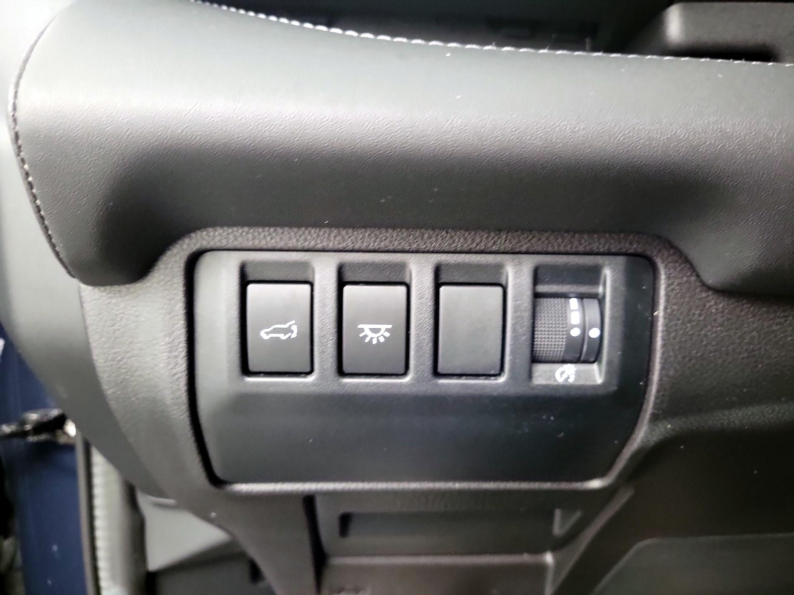 2024 Subaru Ascent Limited - Photo 14