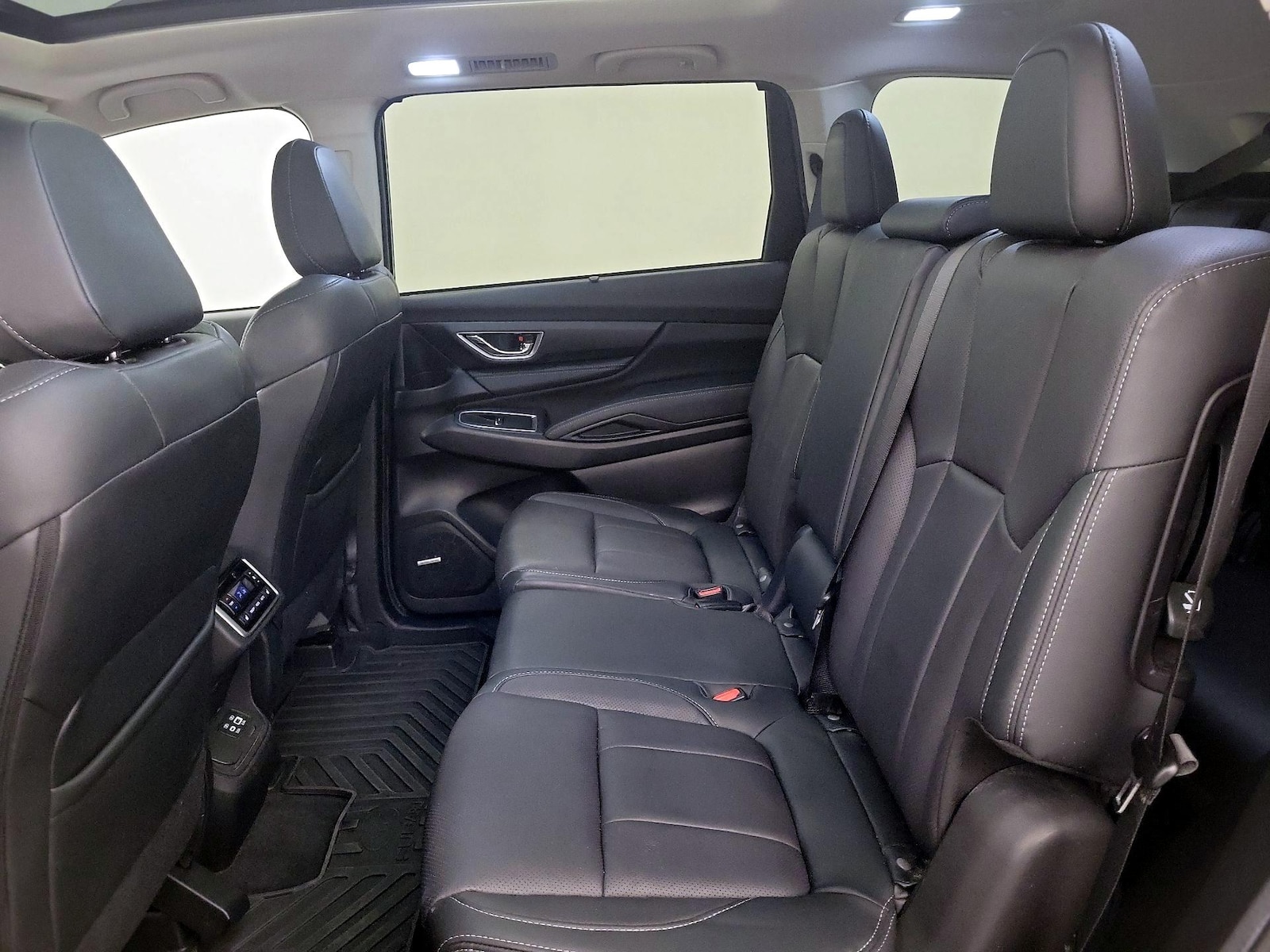 2024 Subaru Ascent Limited - Photo 22