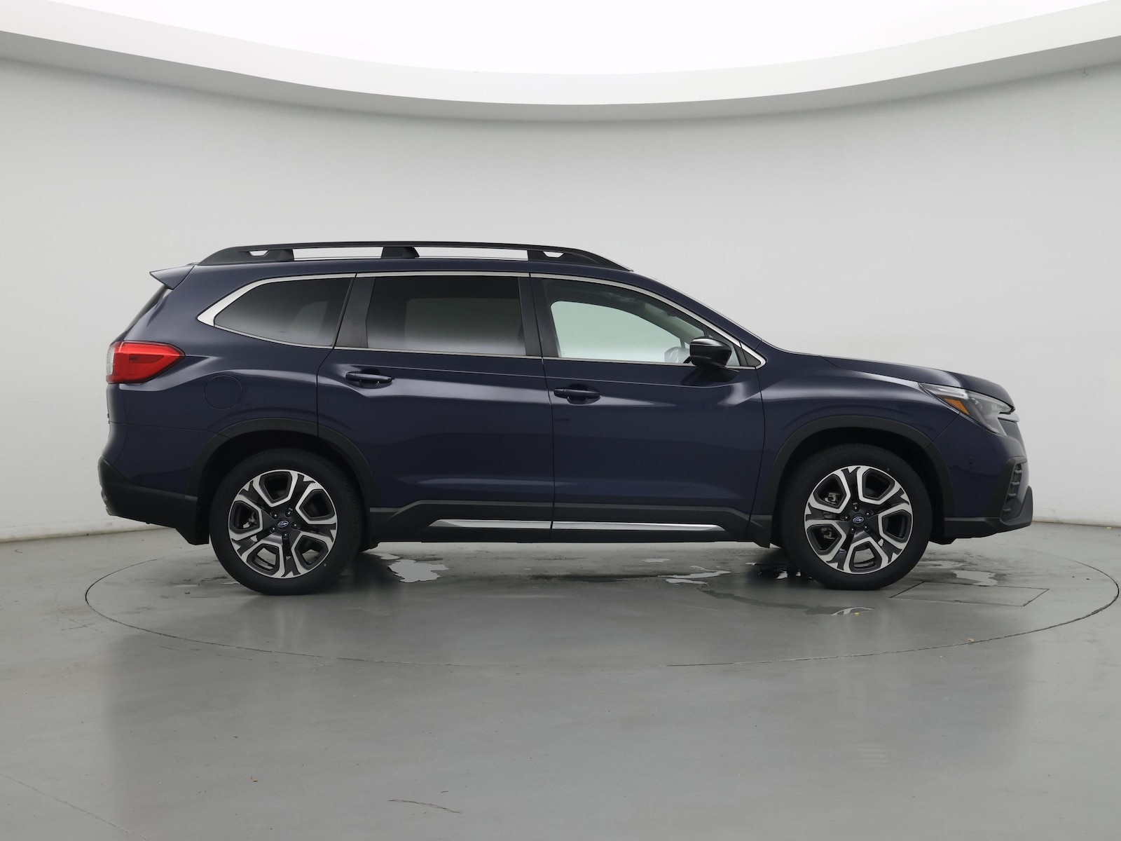 2024 Subaru Ascent Limited - Photo 8