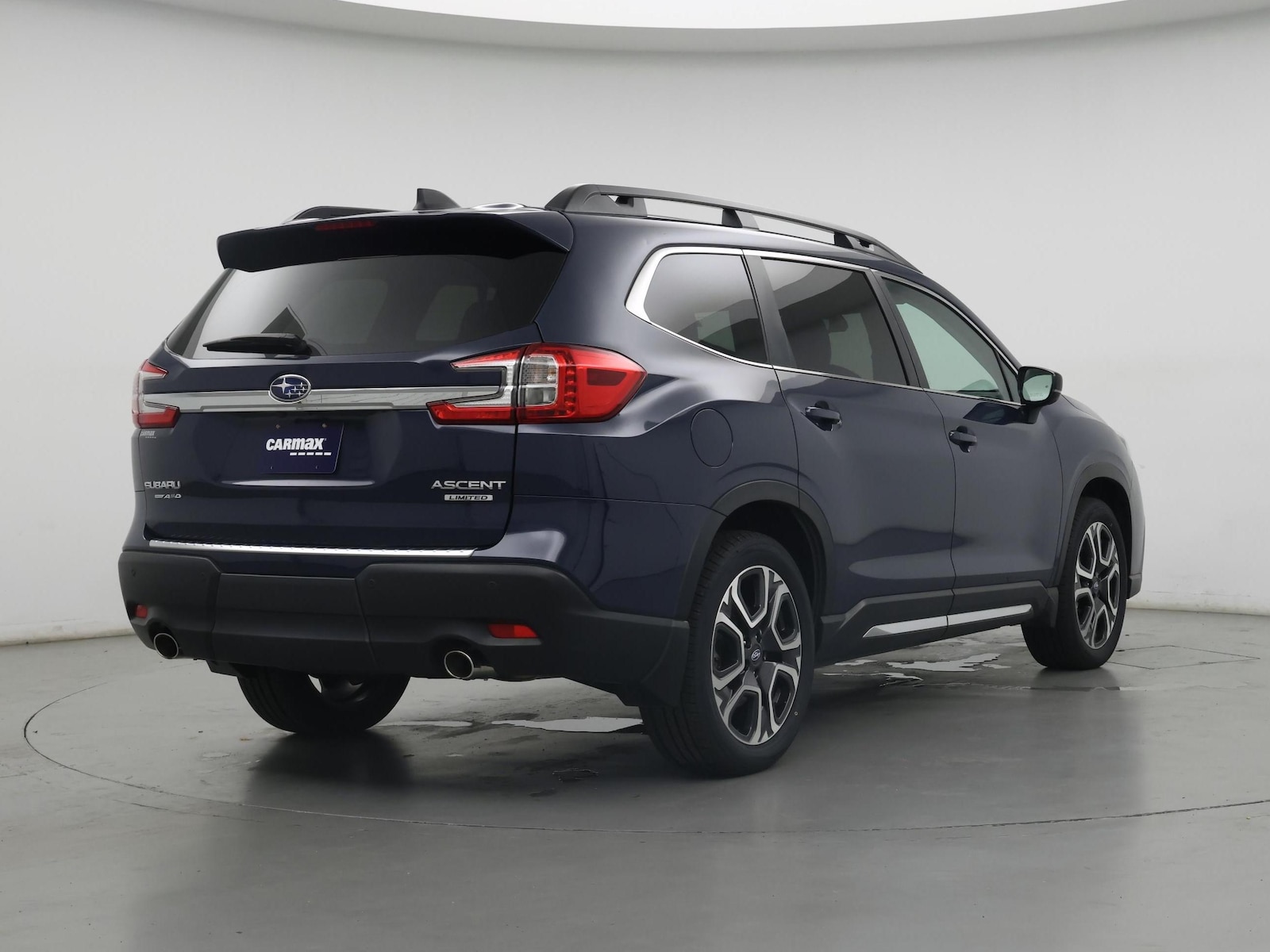 2024 Subaru Ascent Limited - Photo 9