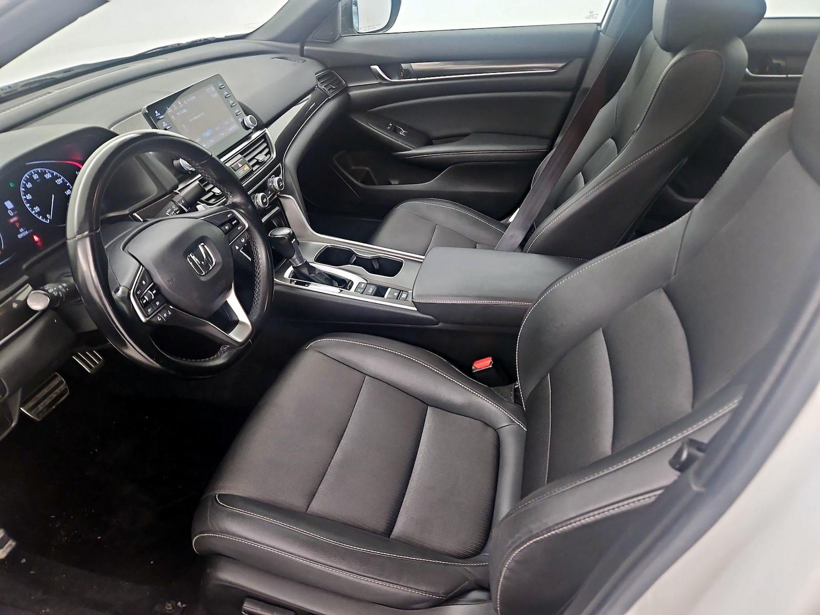 2022 Honda Accord Sport - Photo 12