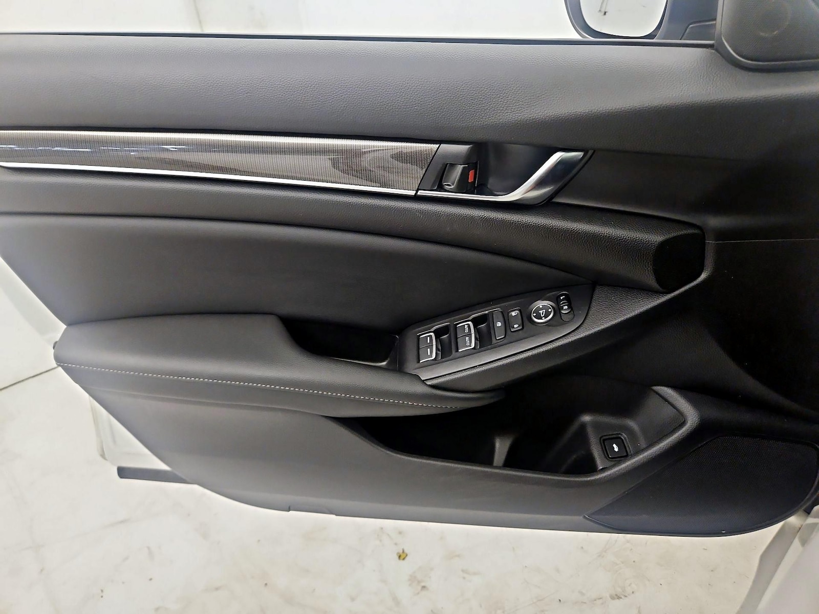 2022 Honda Accord Sport - Photo 13
