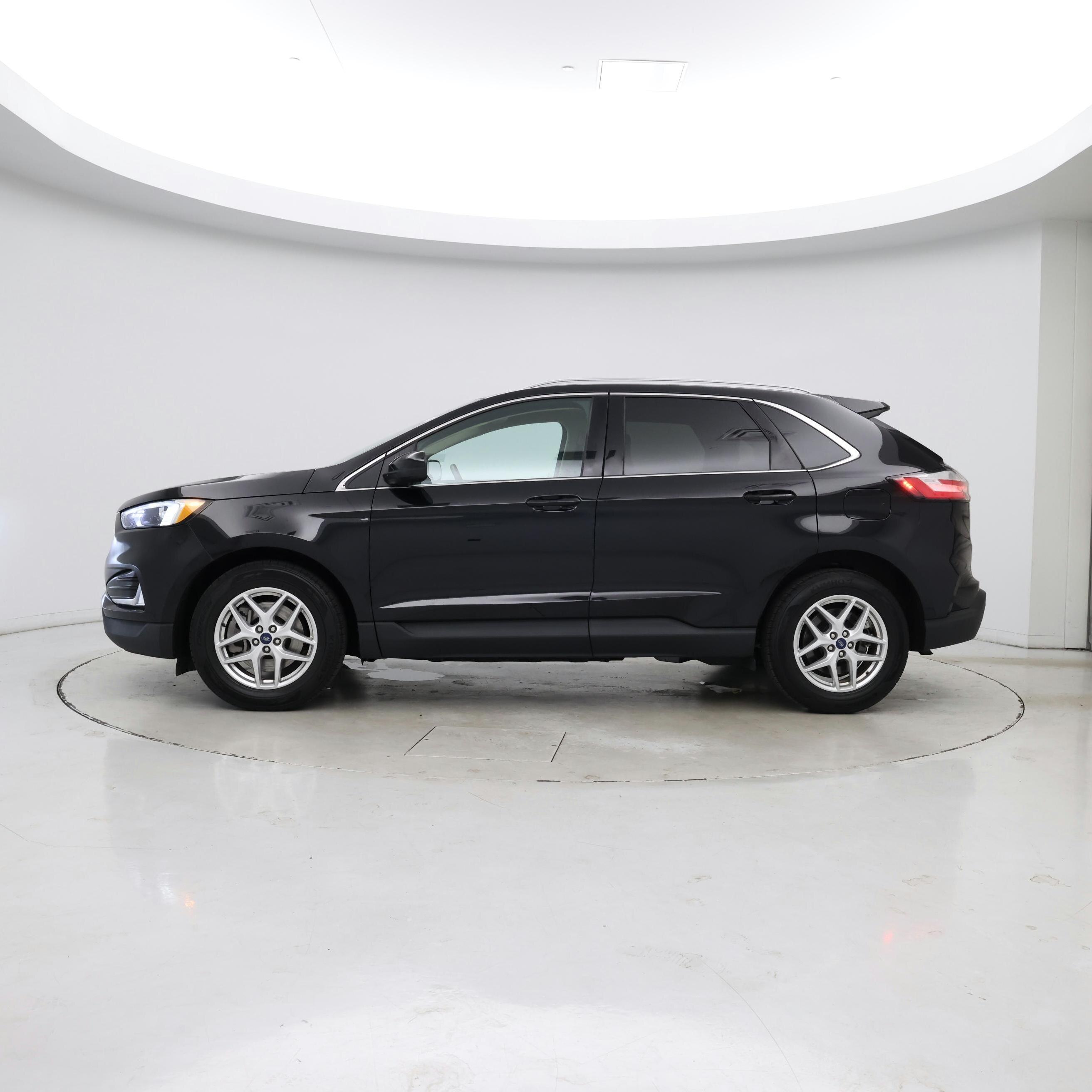 Thumbnail: 2022 Ford Edge - 3