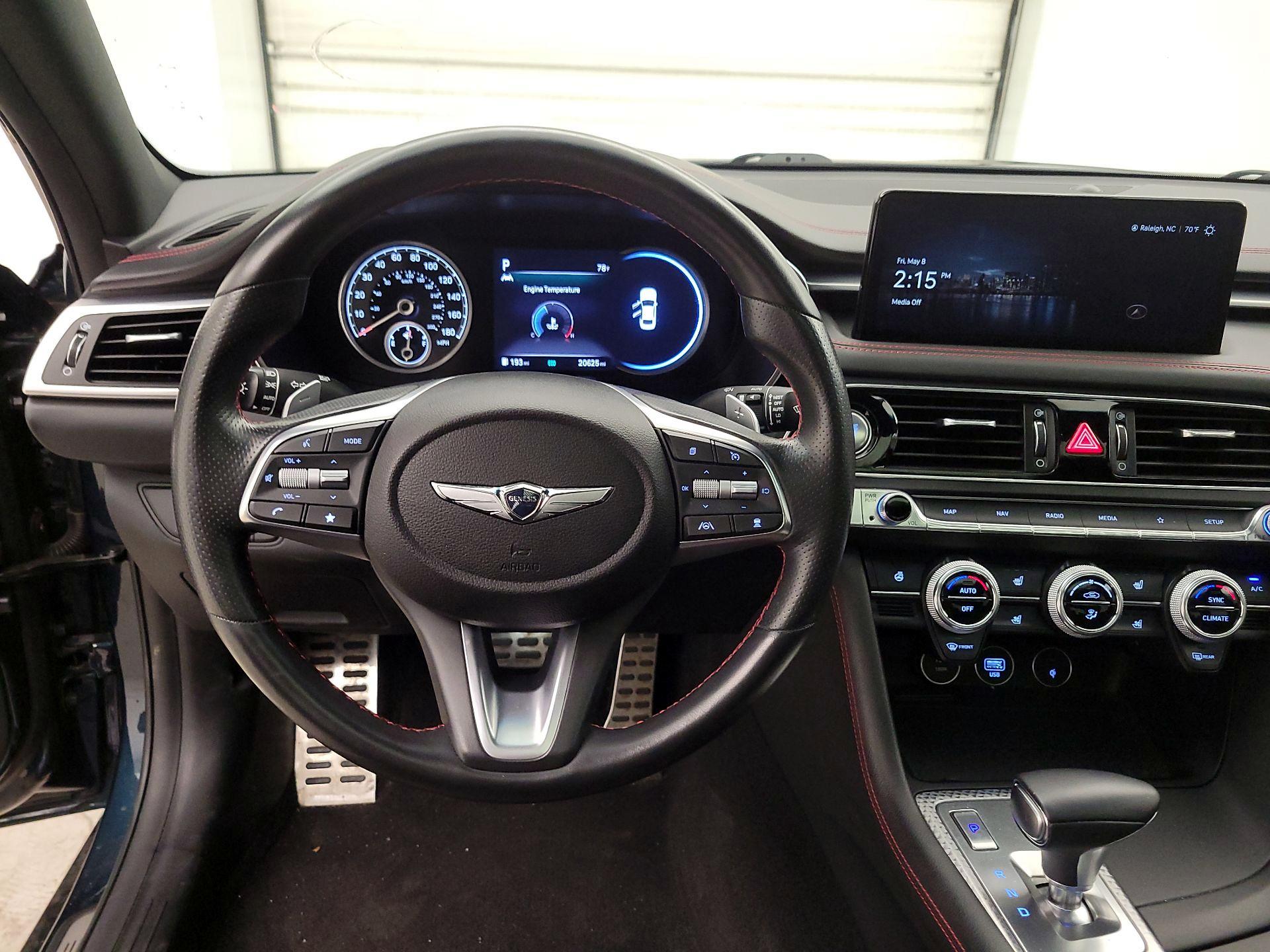 Thumbnail: 2023 Genesis G70 - 10