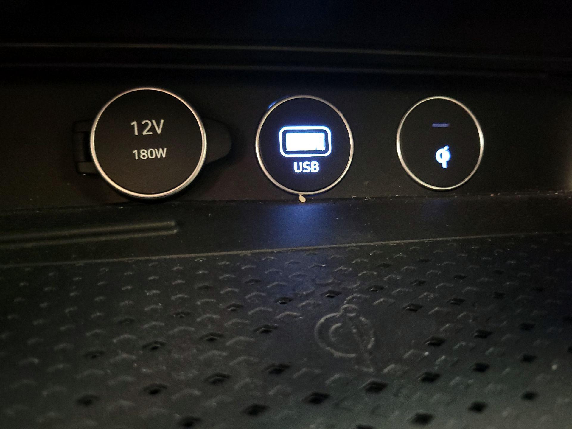 Thumbnail: 2023 Genesis G70 - 18