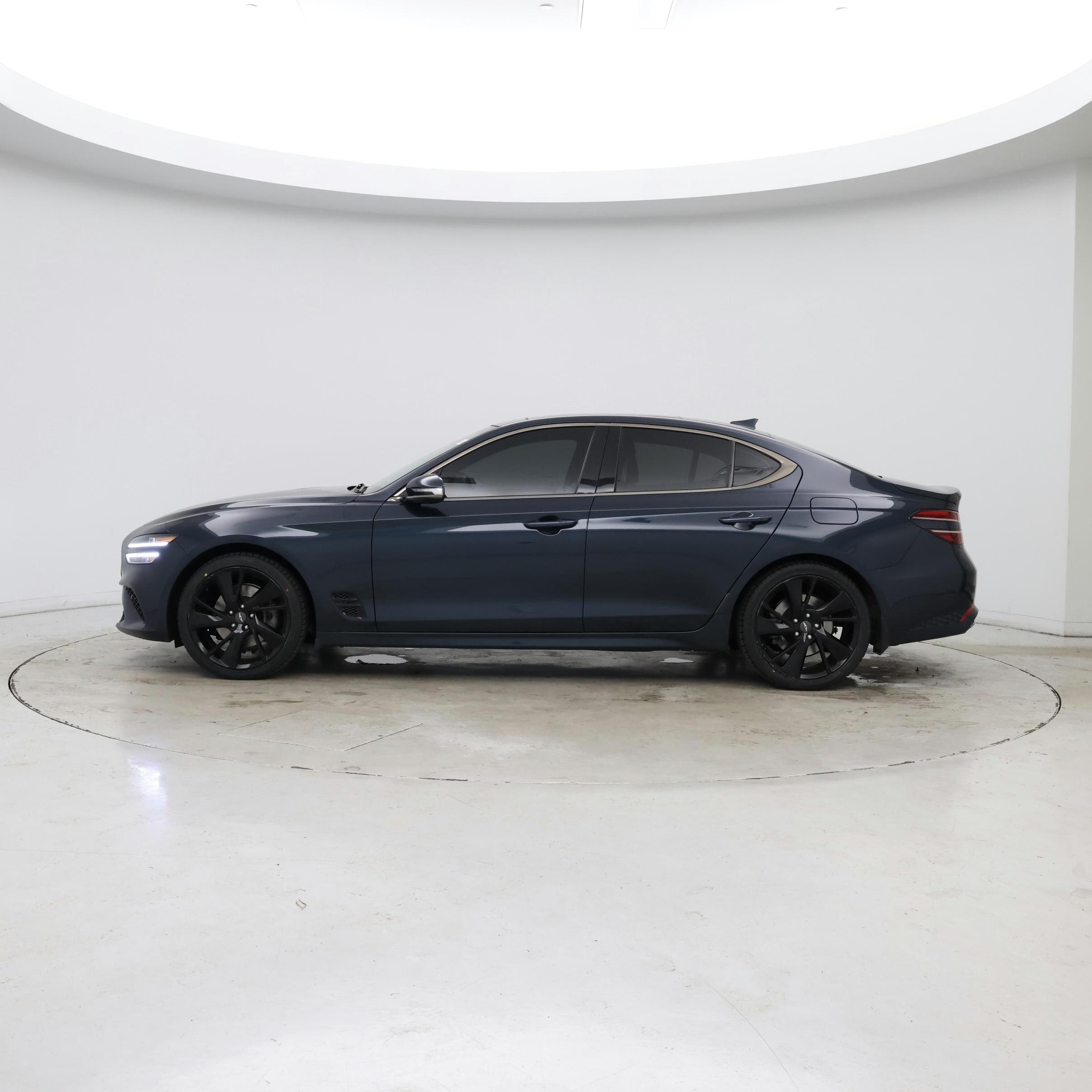 Thumbnail: 2023 Genesis G70 - 3