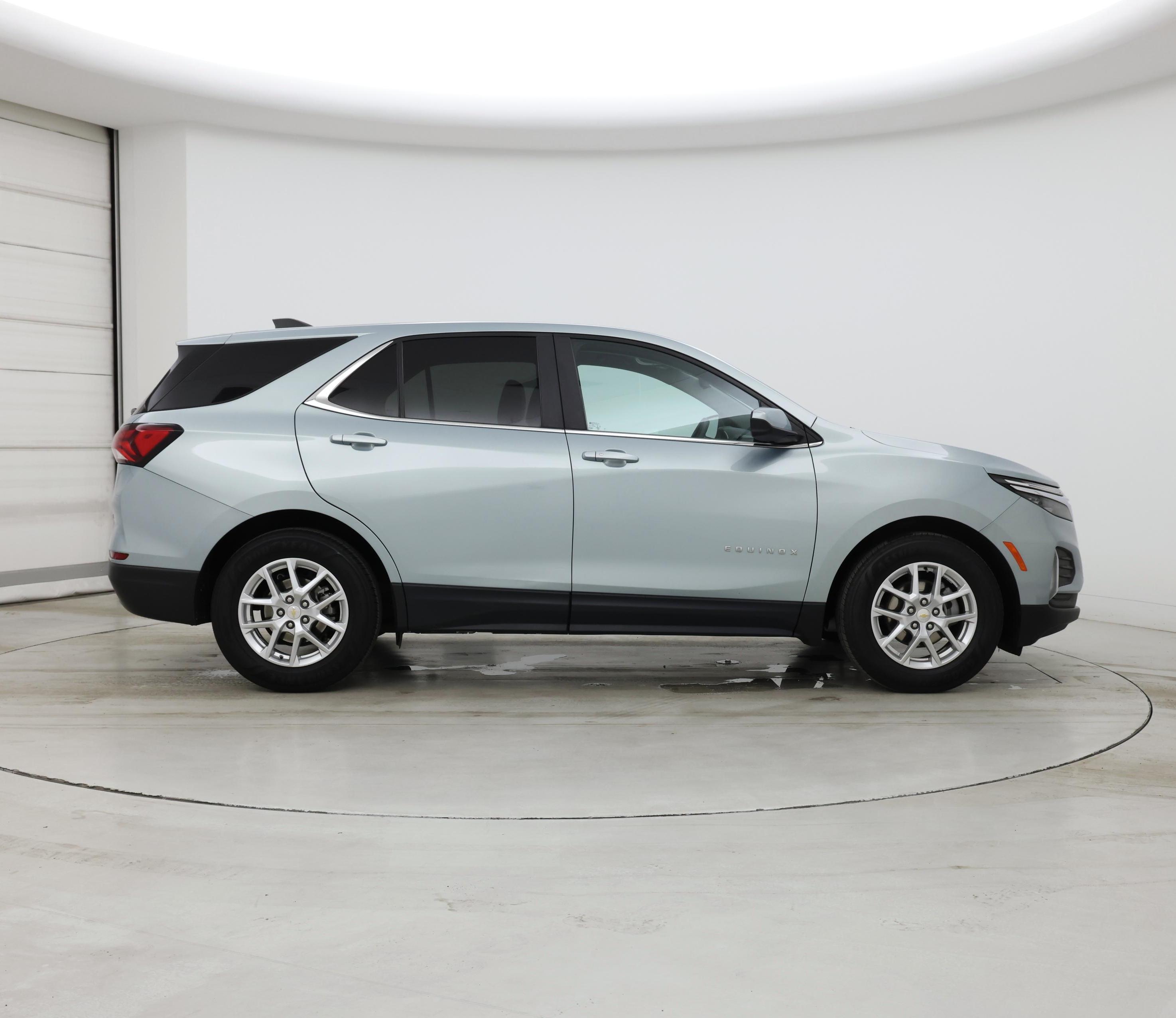 Thumbnail: 2022 Chevrolet Equinox - 7
