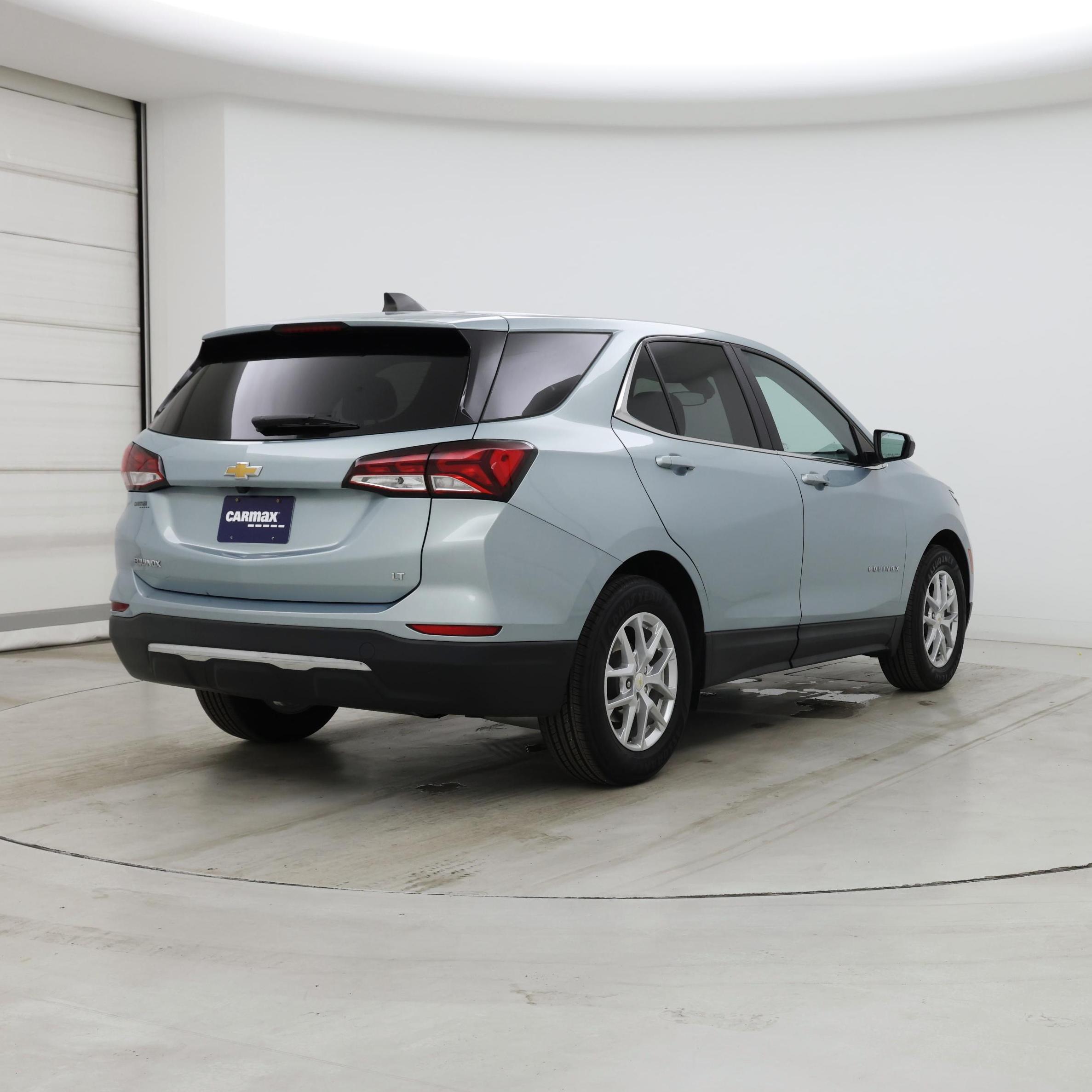 Thumbnail: 2022 Chevrolet Equinox - 8