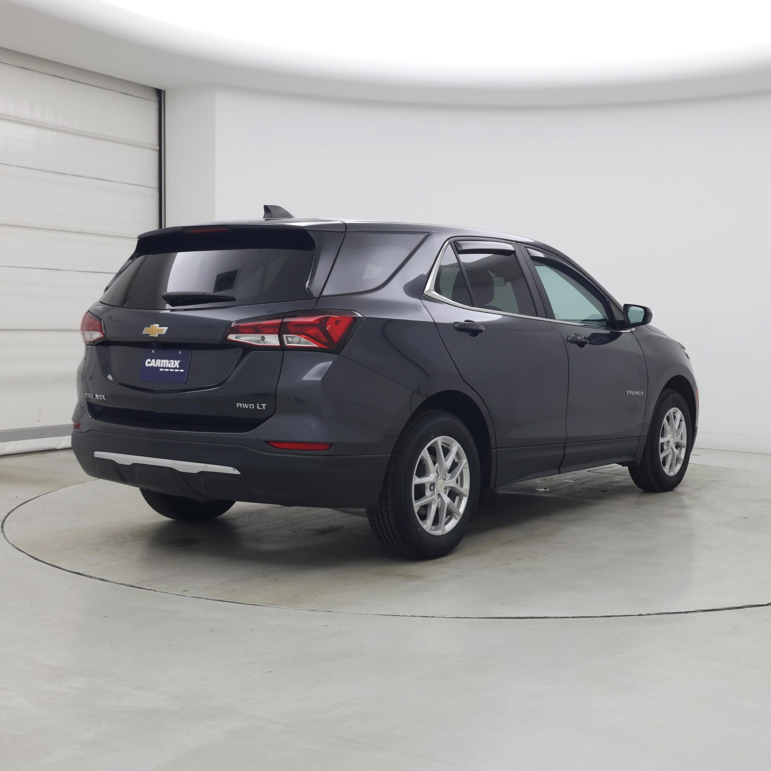 Thumbnail: 2022 Chevrolet Equinox - 8