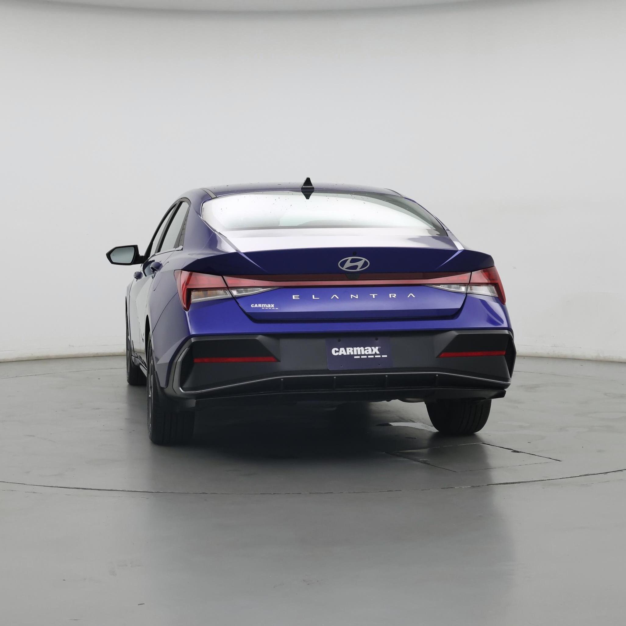 Thumbnail: 2024 Hyundai Elantra - 6