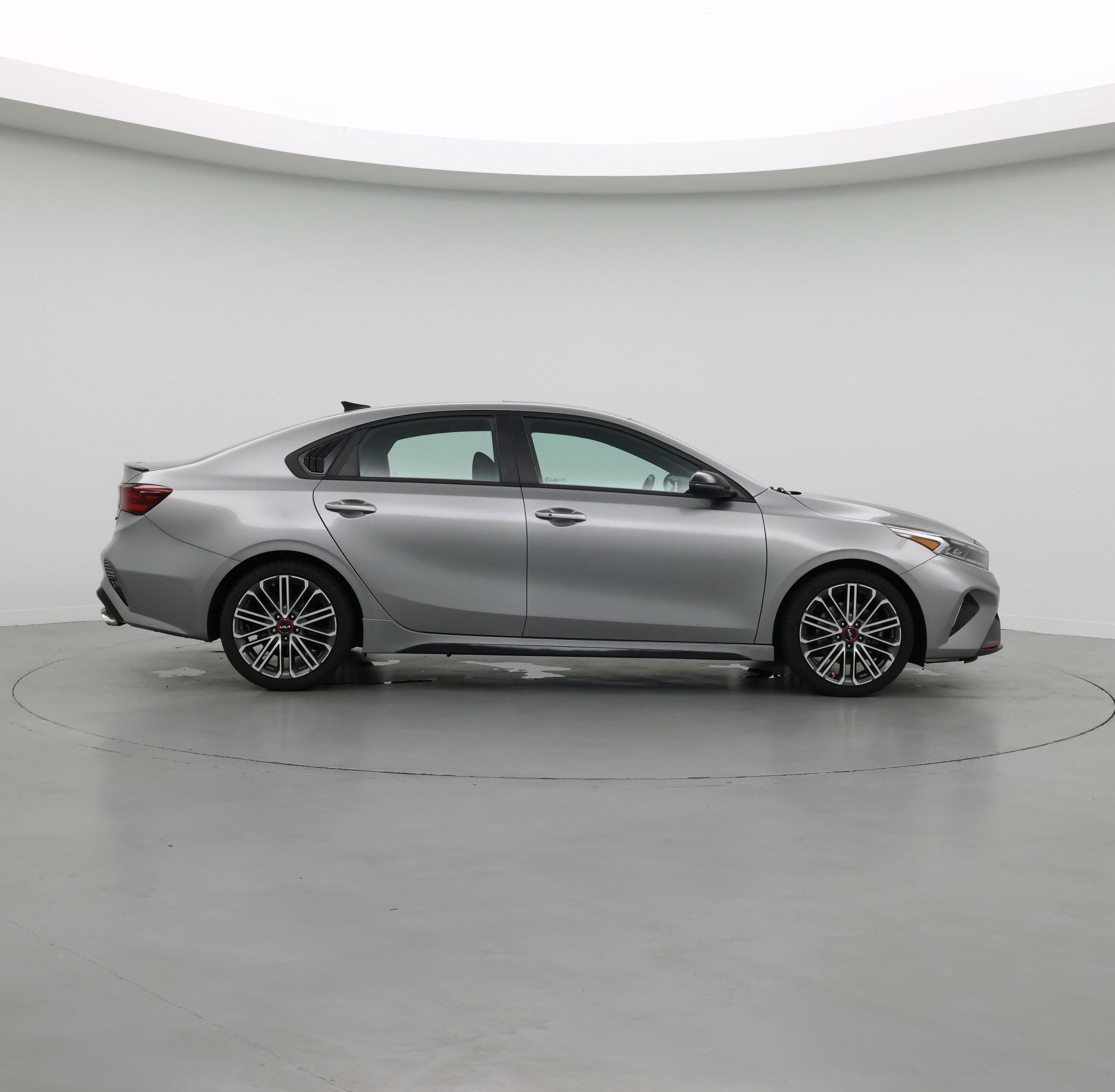 Thumbnail: 2023 Kia Forte - 7