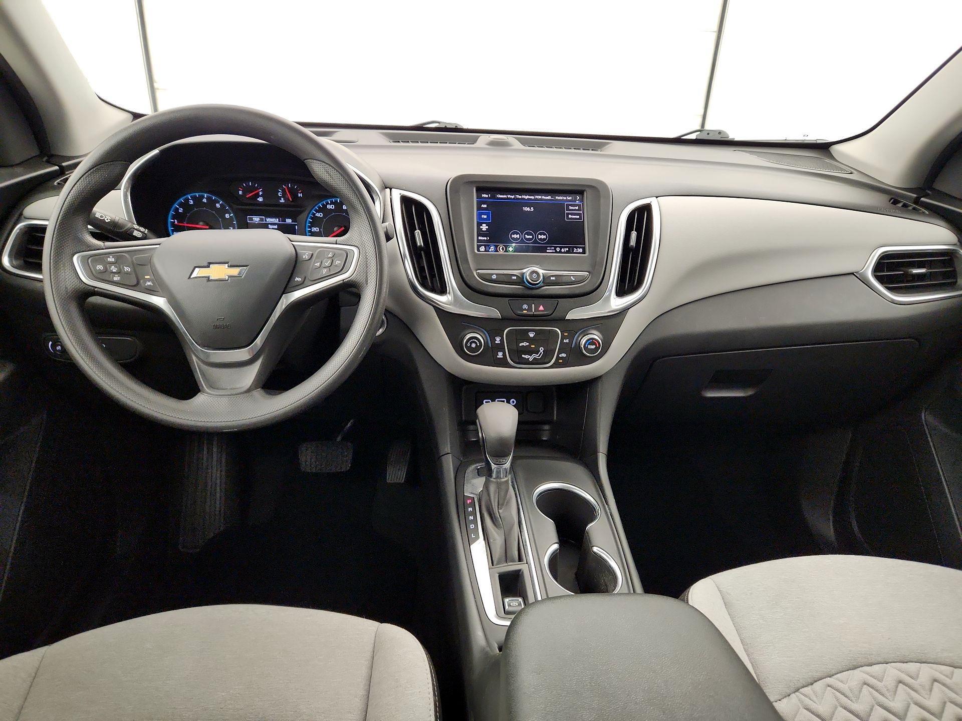 Thumbnail: 2022 Chevrolet Equinox - 9