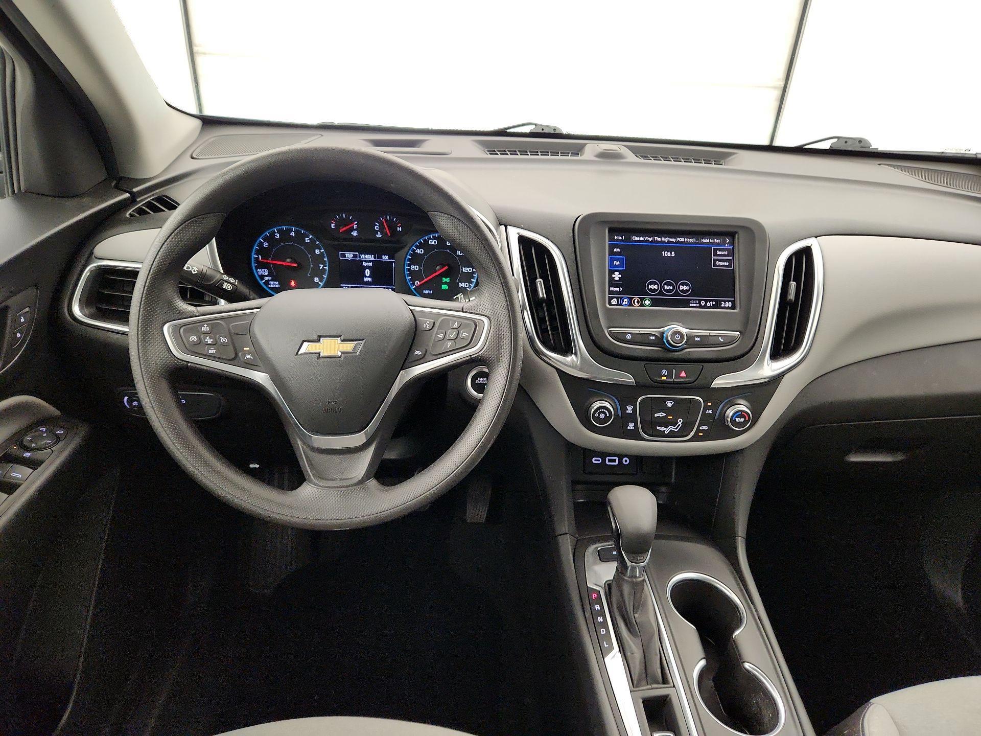 Thumbnail: 2022 Chevrolet Equinox - 10