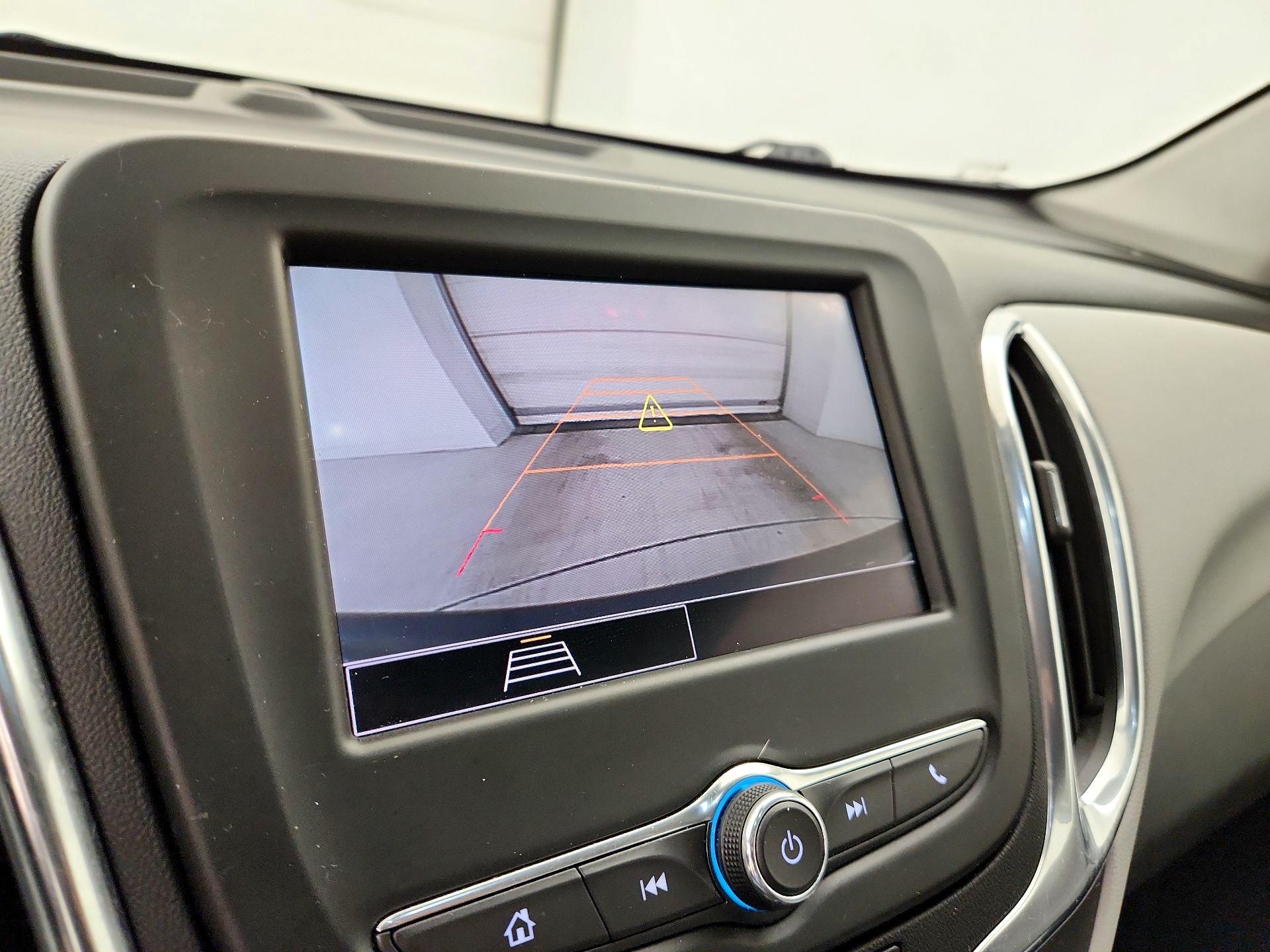 Thumbnail: 2022 Chevrolet Equinox - 14