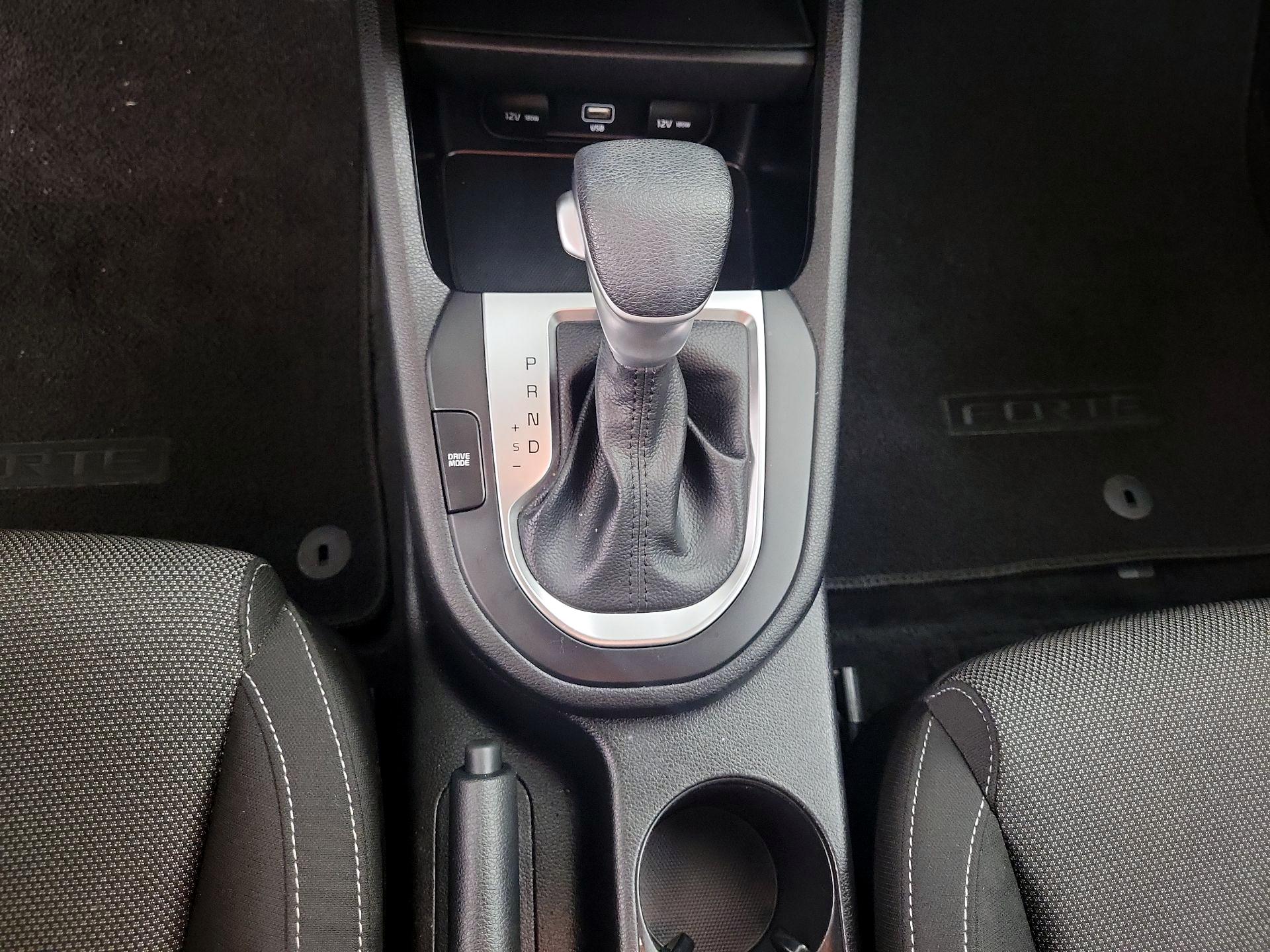 Thumbnail: 2023 Kia Forte - 17