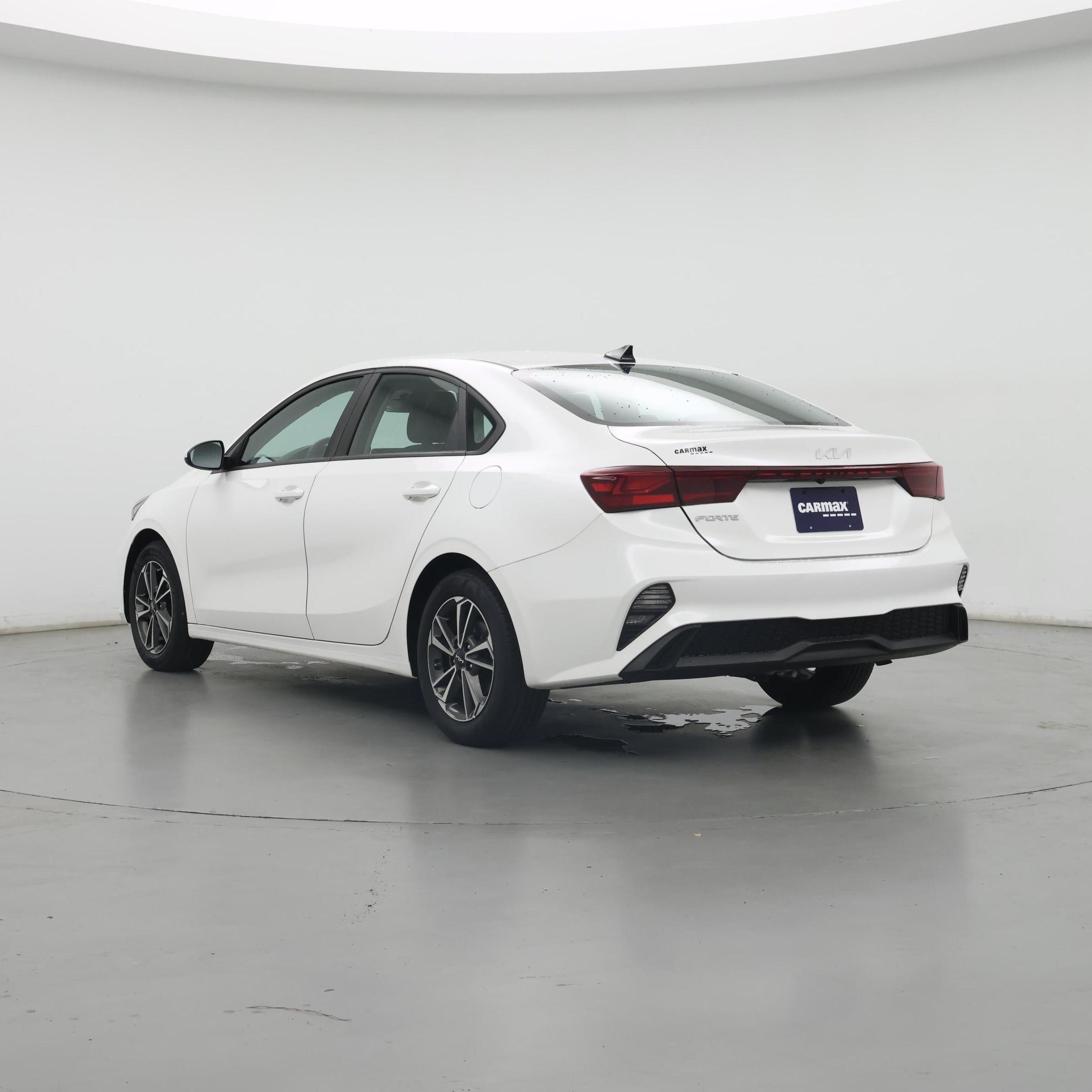 Thumbnail: 2023 Kia Forte - 2