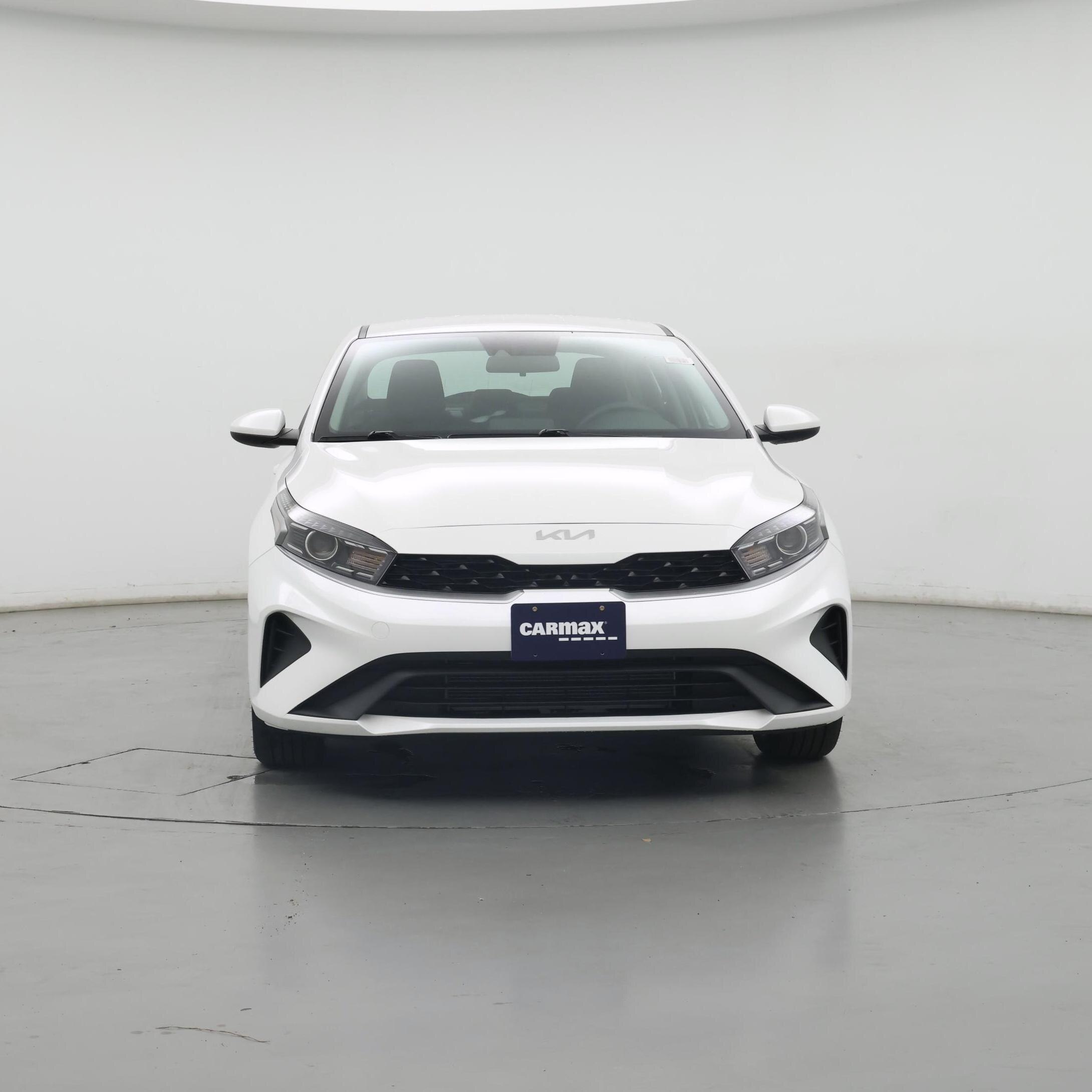 Thumbnail: 2023 Kia Forte - 5