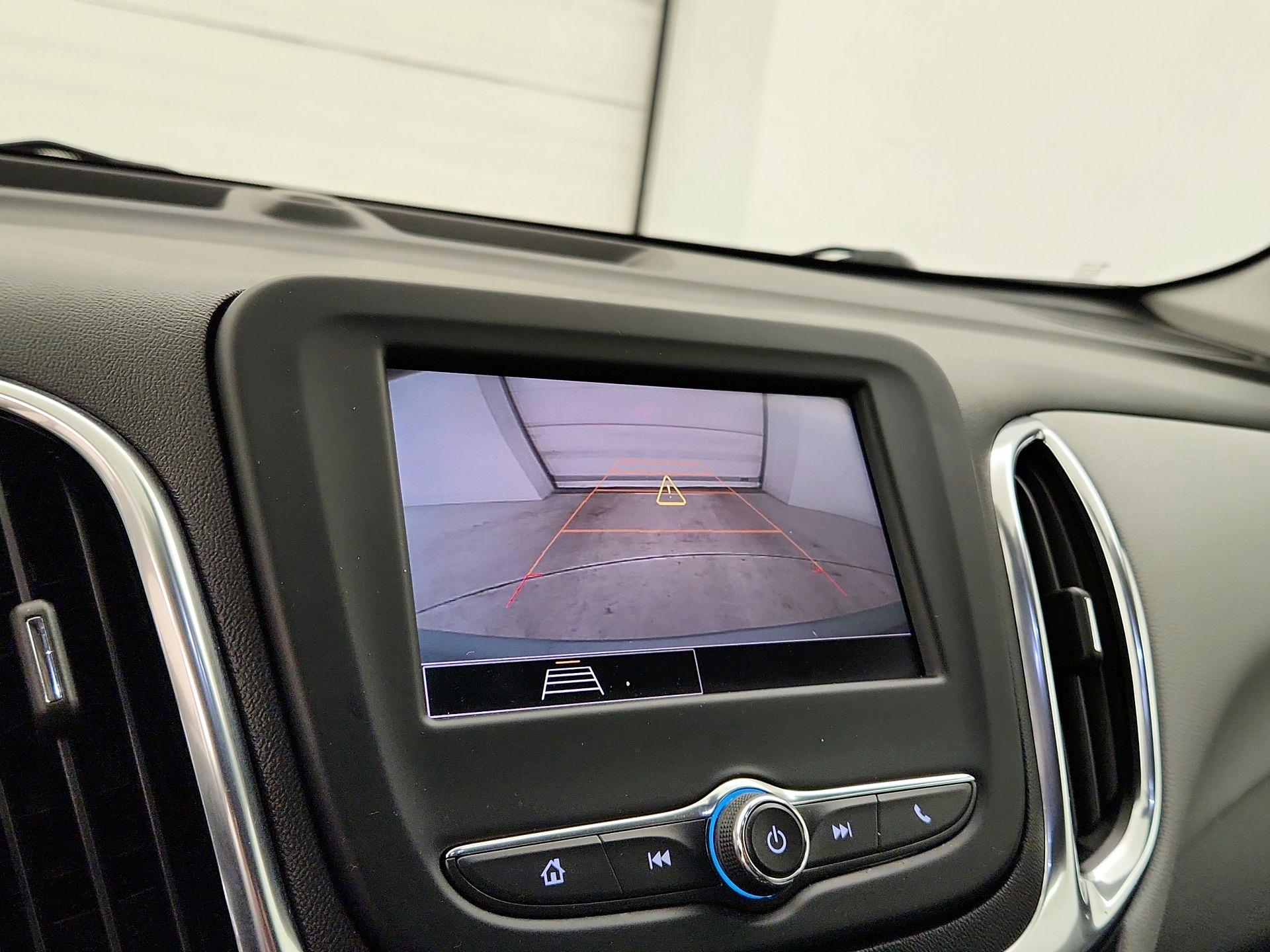 Thumbnail: 2022 Chevrolet Equinox - 12