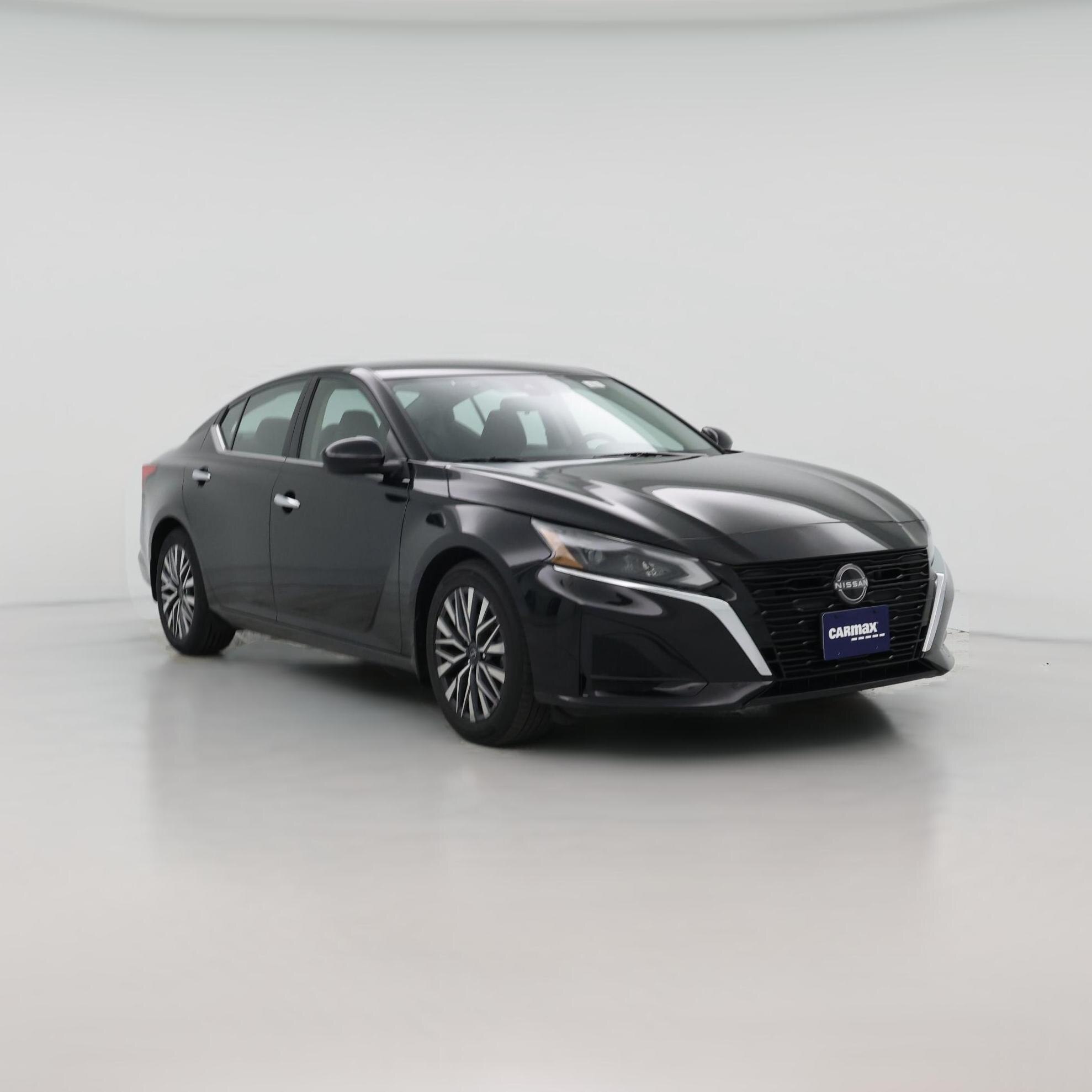 Thumbnail: 2023 Nissan Altima - 1