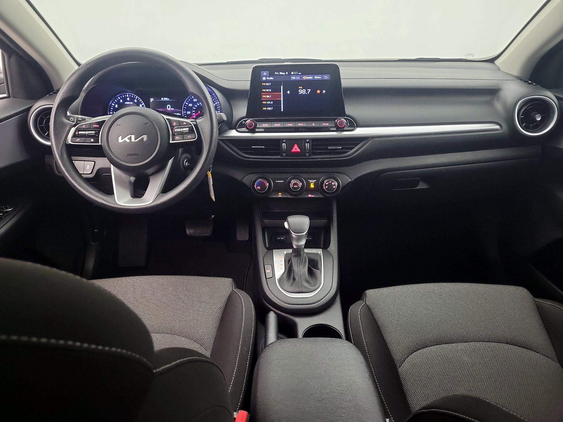 Thumbnail: 2023 Kia Forte - 9