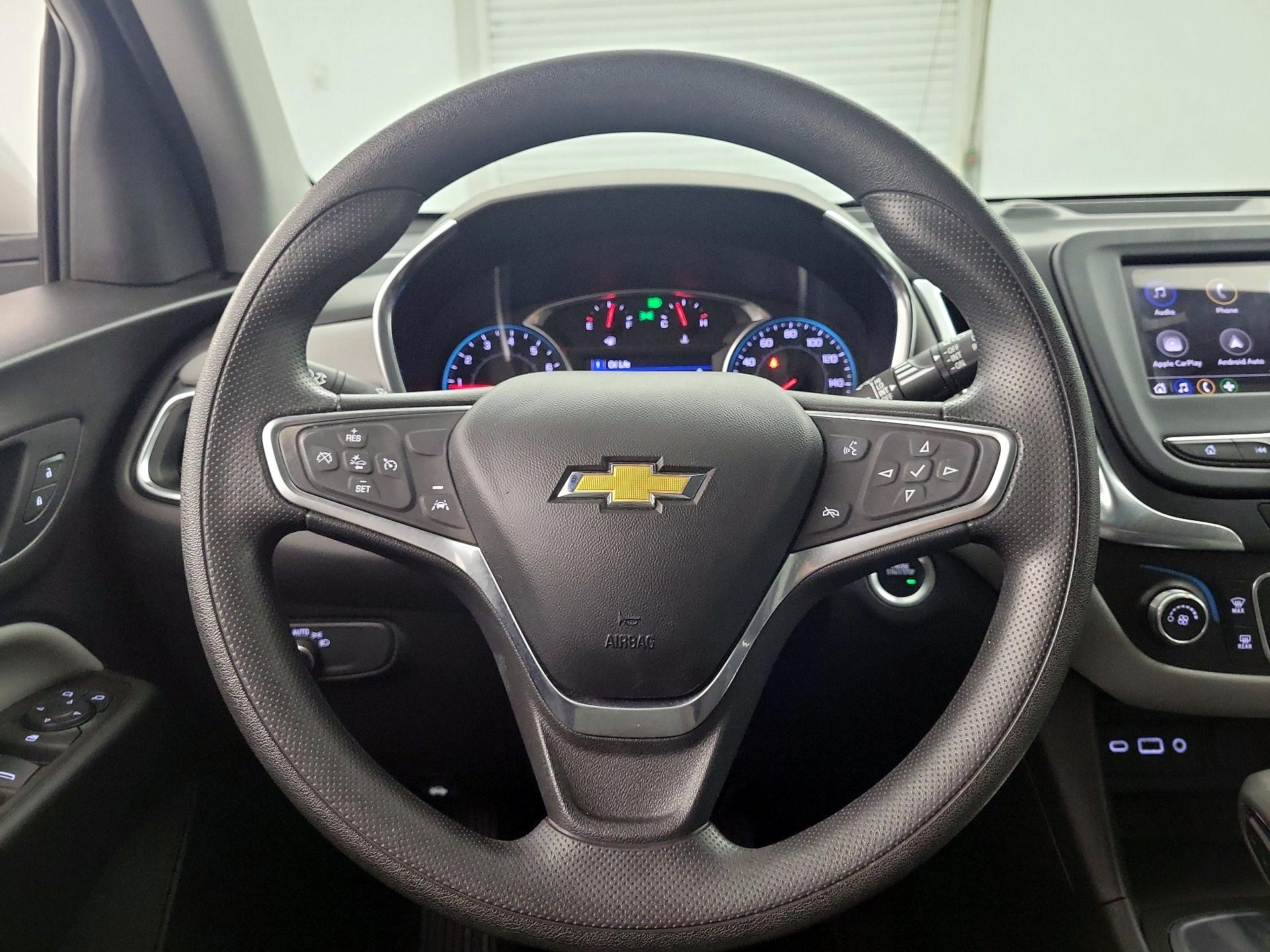 Thumbnail: 2022 Chevrolet Equinox - 10