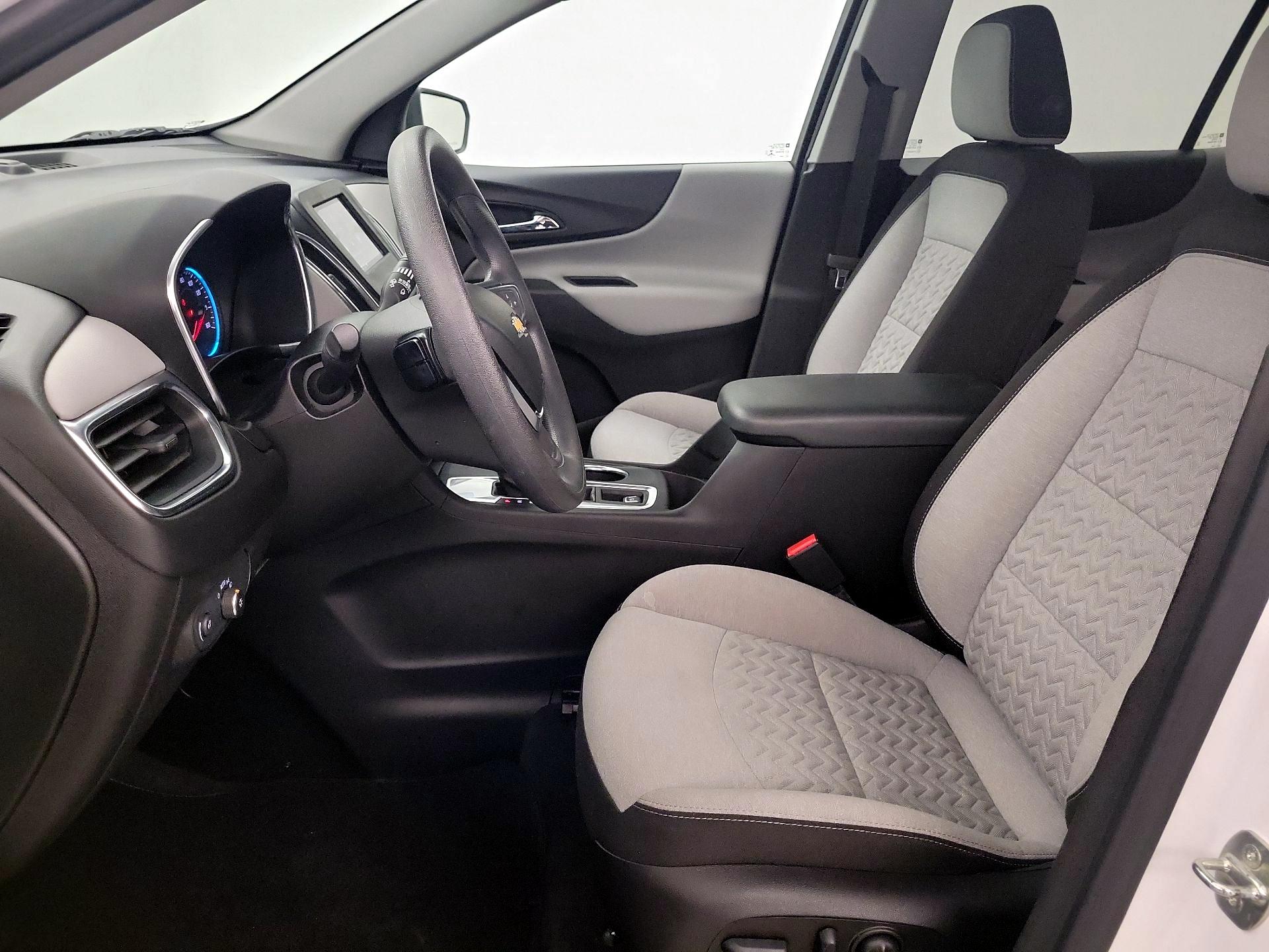 Thumbnail: 2022 Chevrolet Equinox - 11