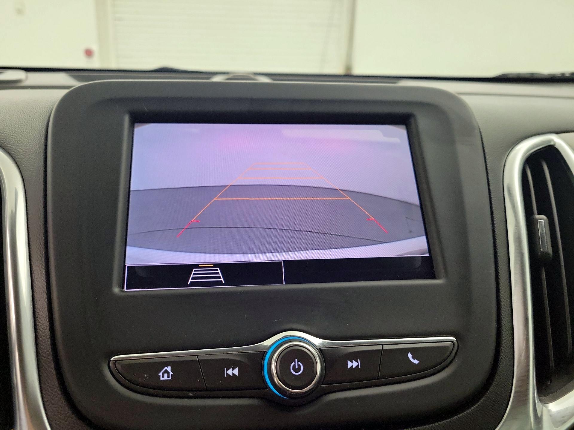 Thumbnail: 2022 Chevrolet Equinox - 14