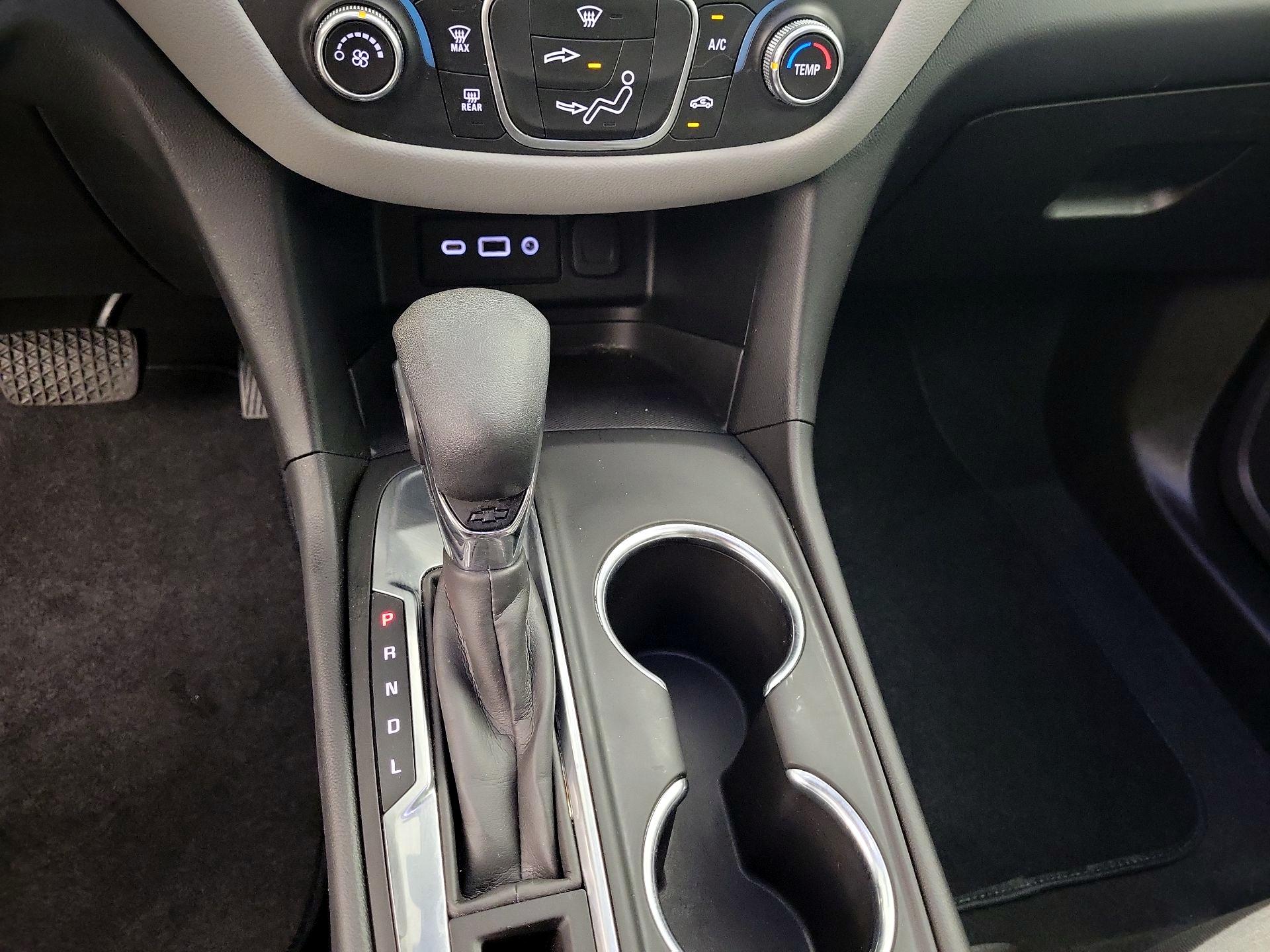 Thumbnail: 2022 Chevrolet Equinox - 17