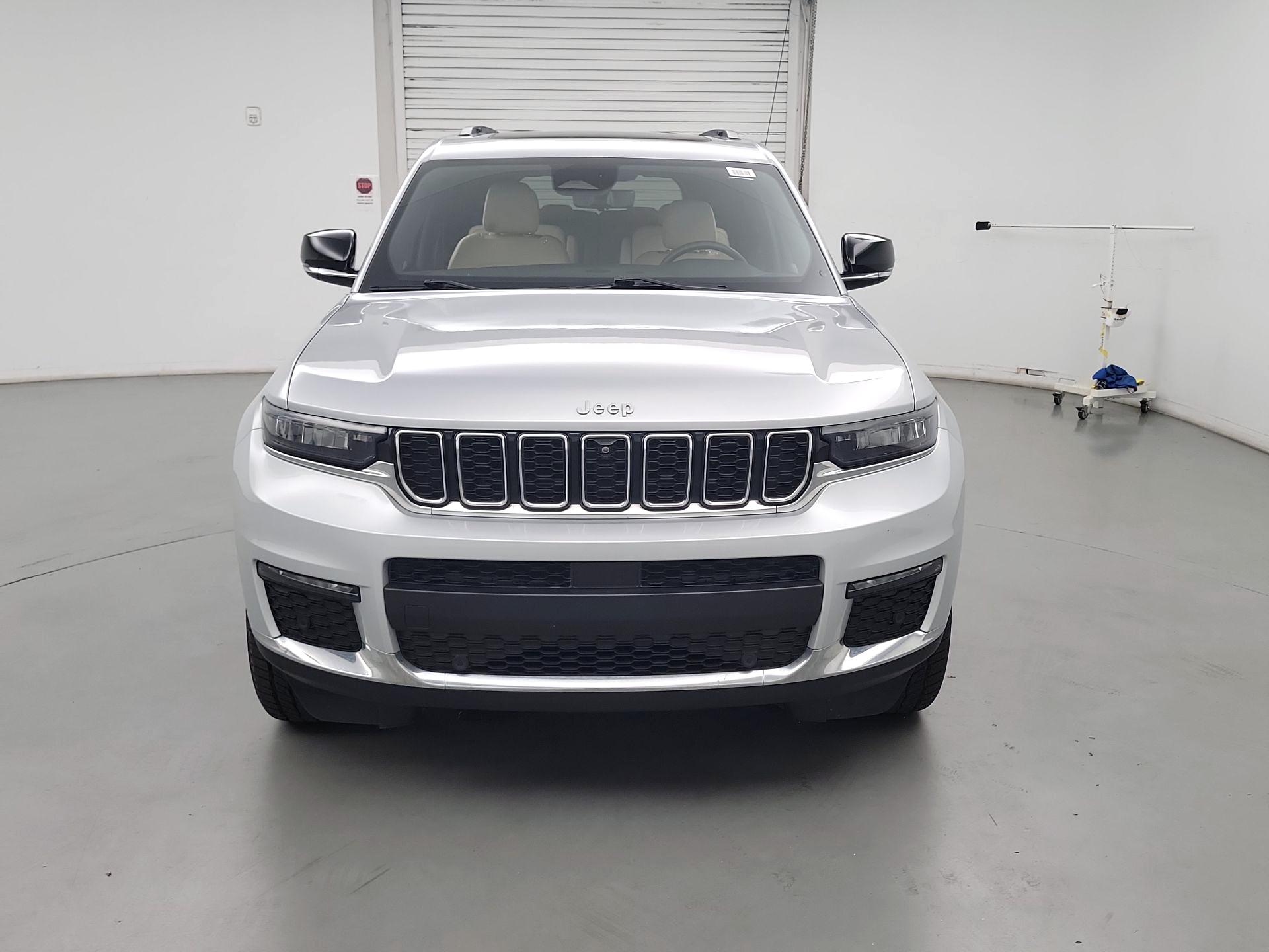 Thumbnail: 2023 Jeep Grand Cherokee L - 2