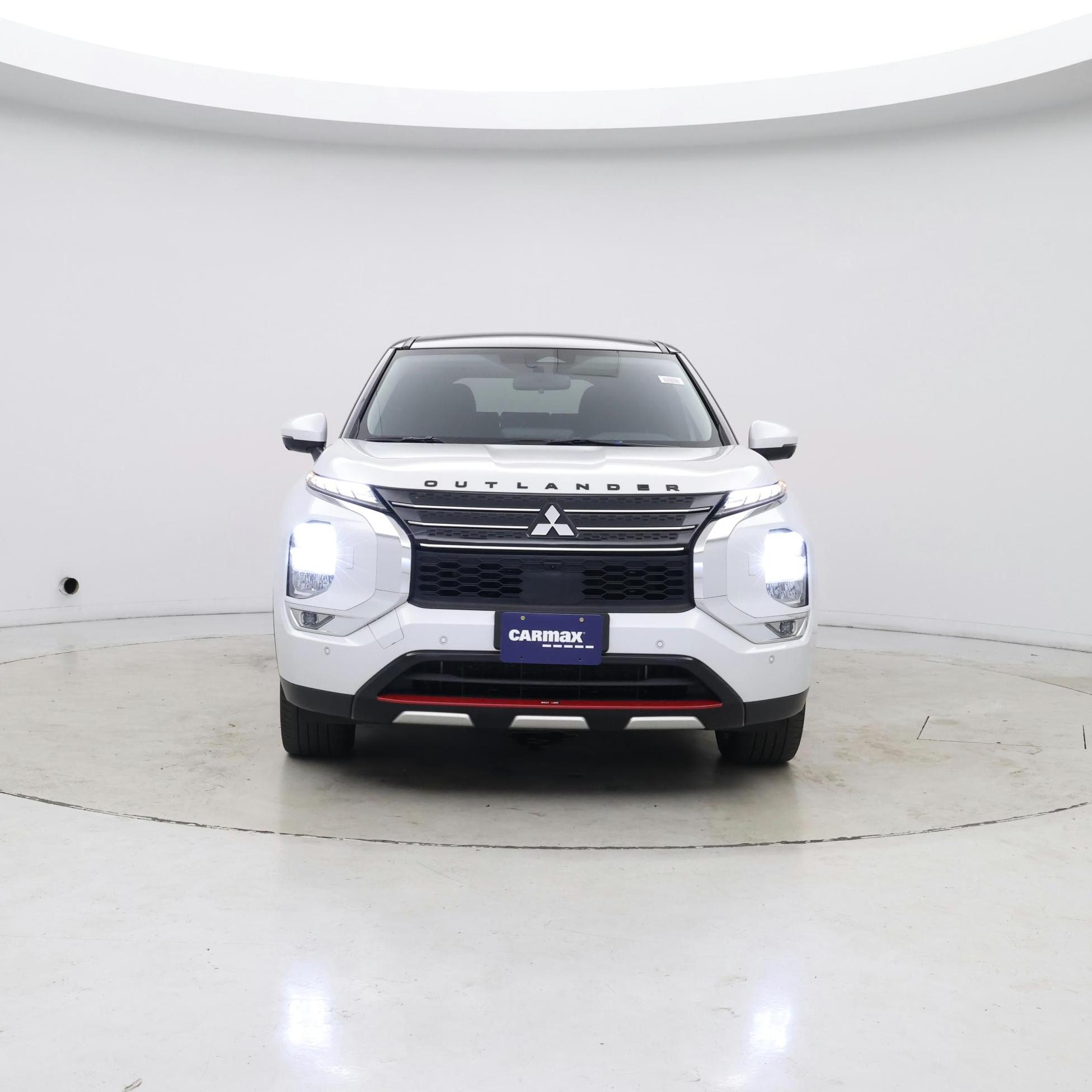 Thumbnail: 2023 Mitsubishi Outlander - 5