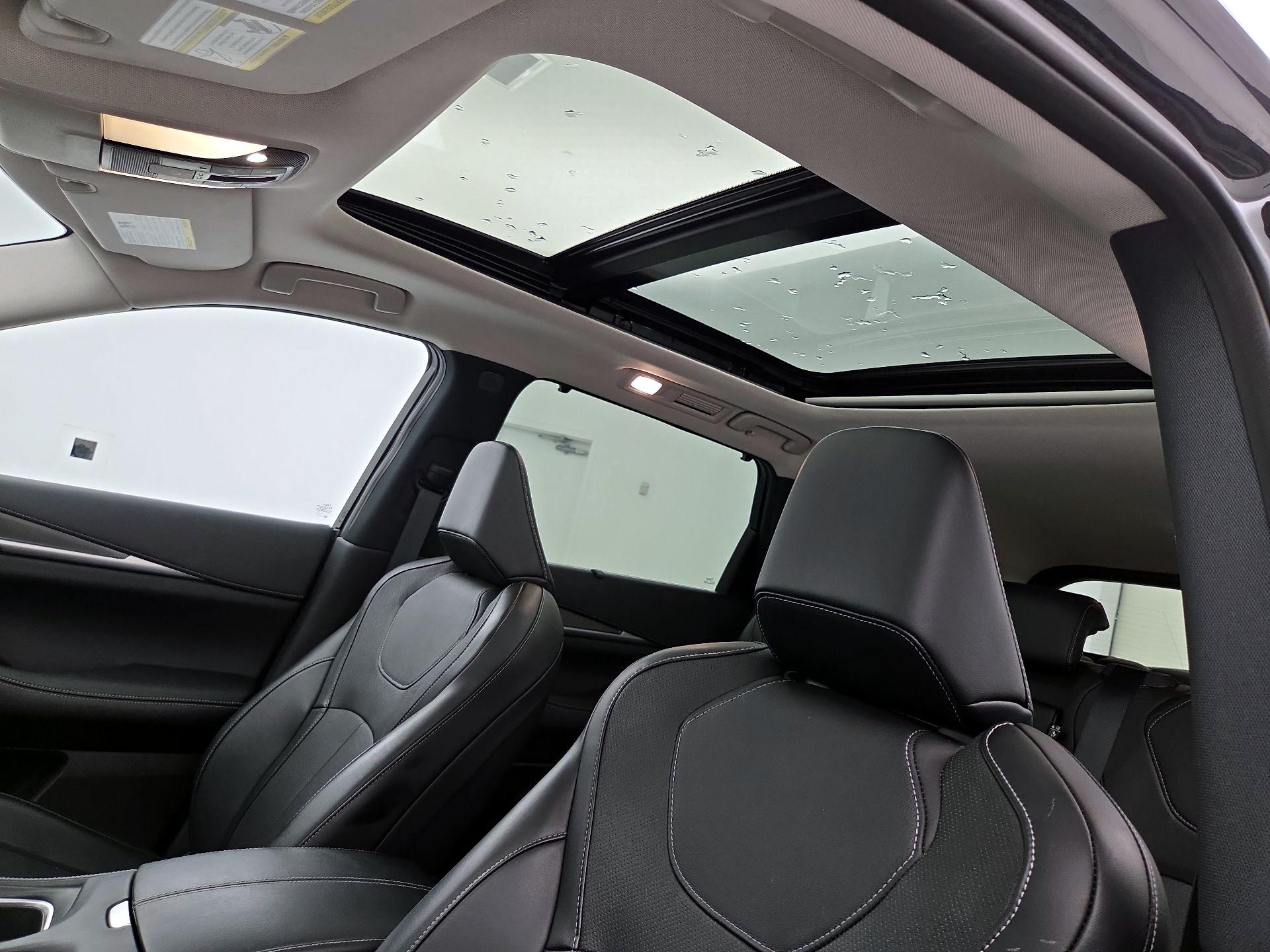 Thumbnail: 2023 INFINITI QX60 - 20