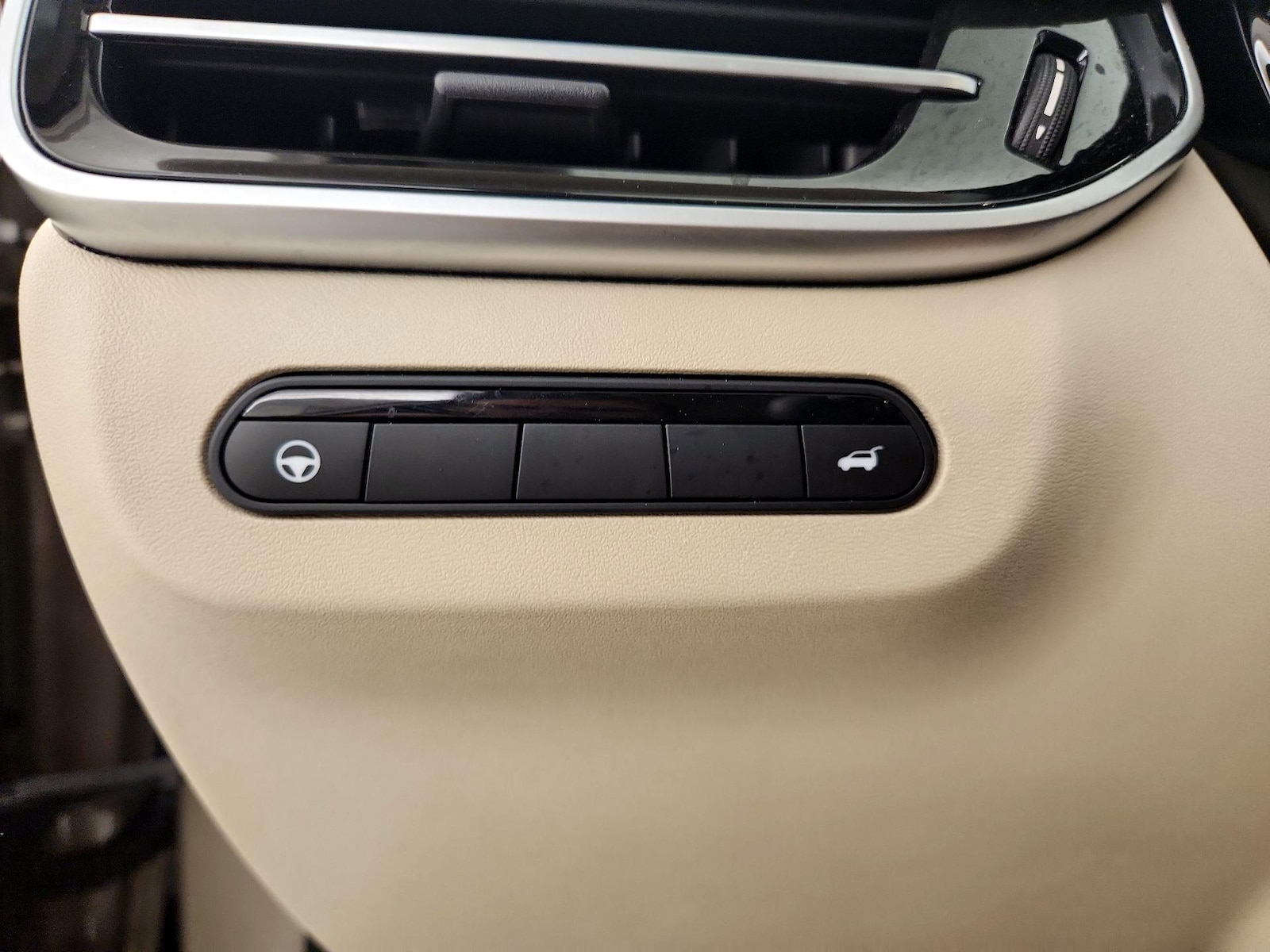 2023 INFINITI QX60 LUXE - Photo 14