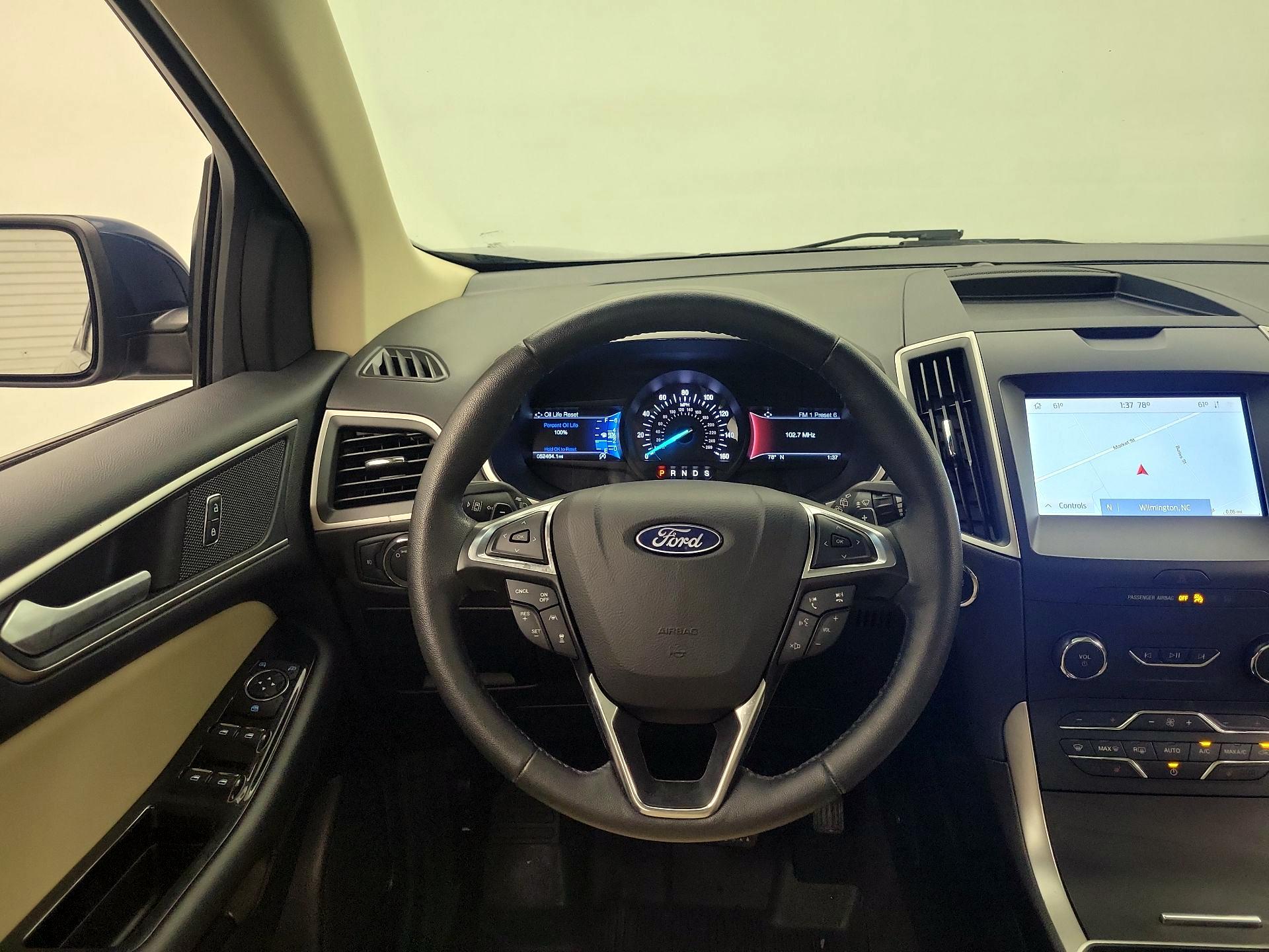 Thumbnail: 2020 Ford Edge - 10