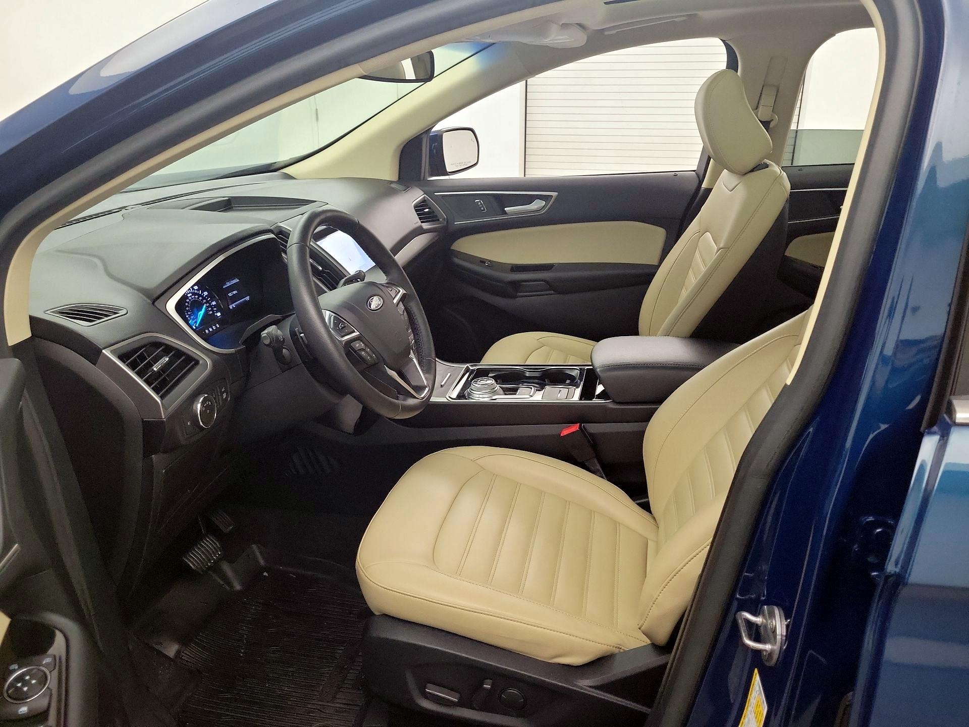 Thumbnail: 2020 Ford Edge - 11