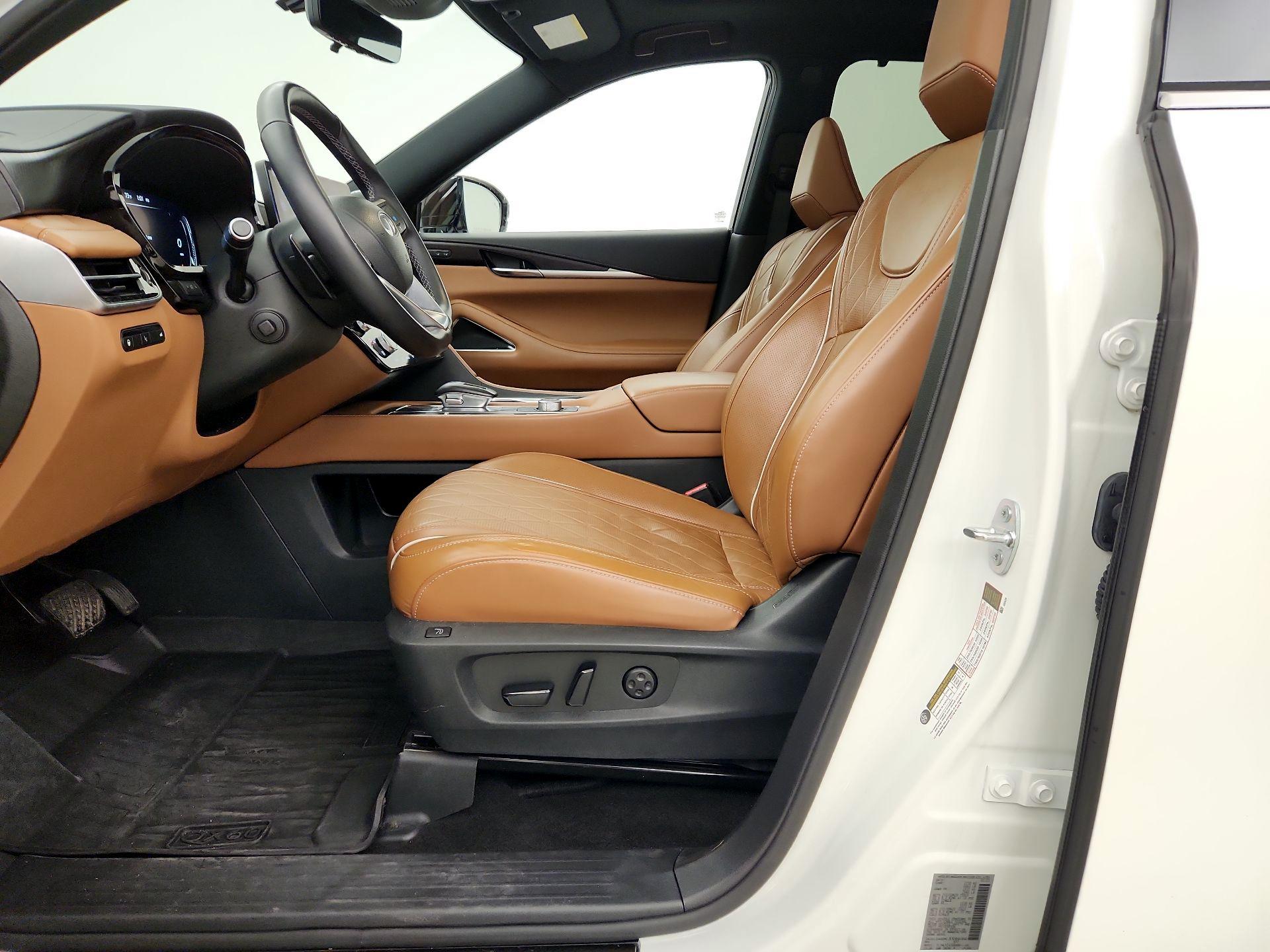 Thumbnail: 2023 INFINITI QX60 - 11