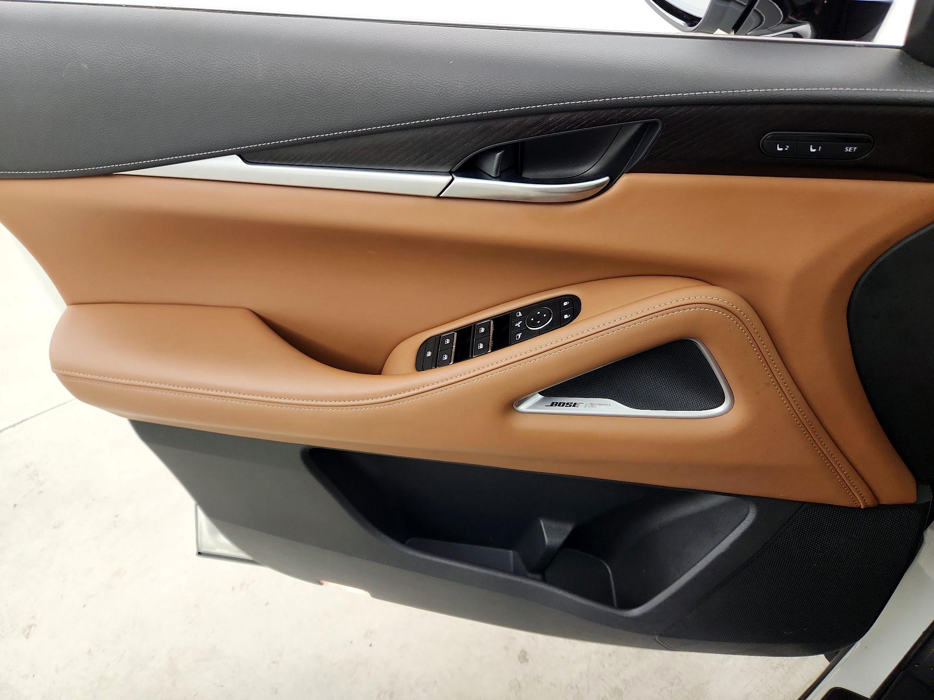 Thumbnail: 2023 INFINITI QX60 - 10