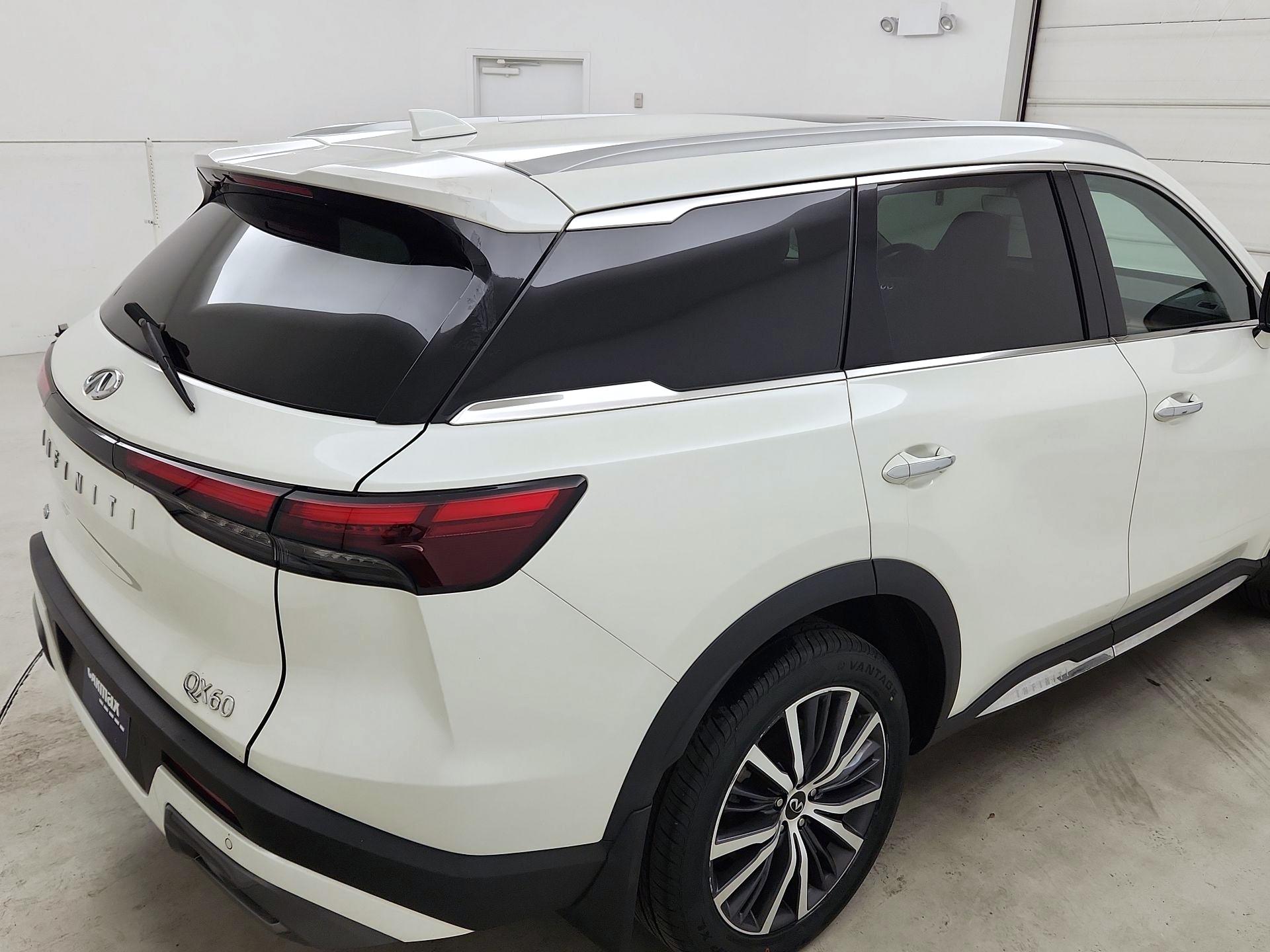 Thumbnail: 2023 INFINITI QX60 - 5