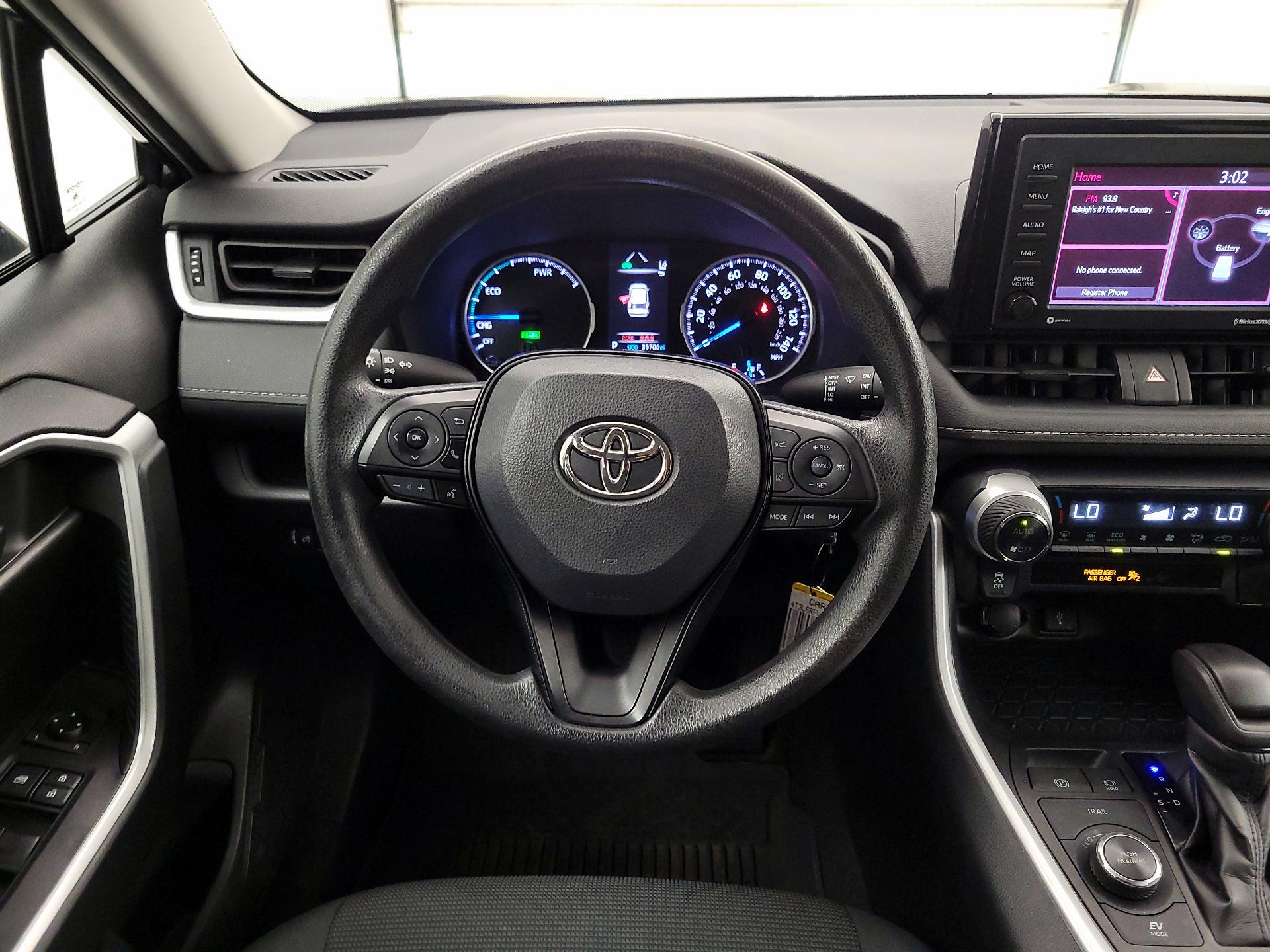 Thumbnail: 2021 Toyota RAV4 - 10