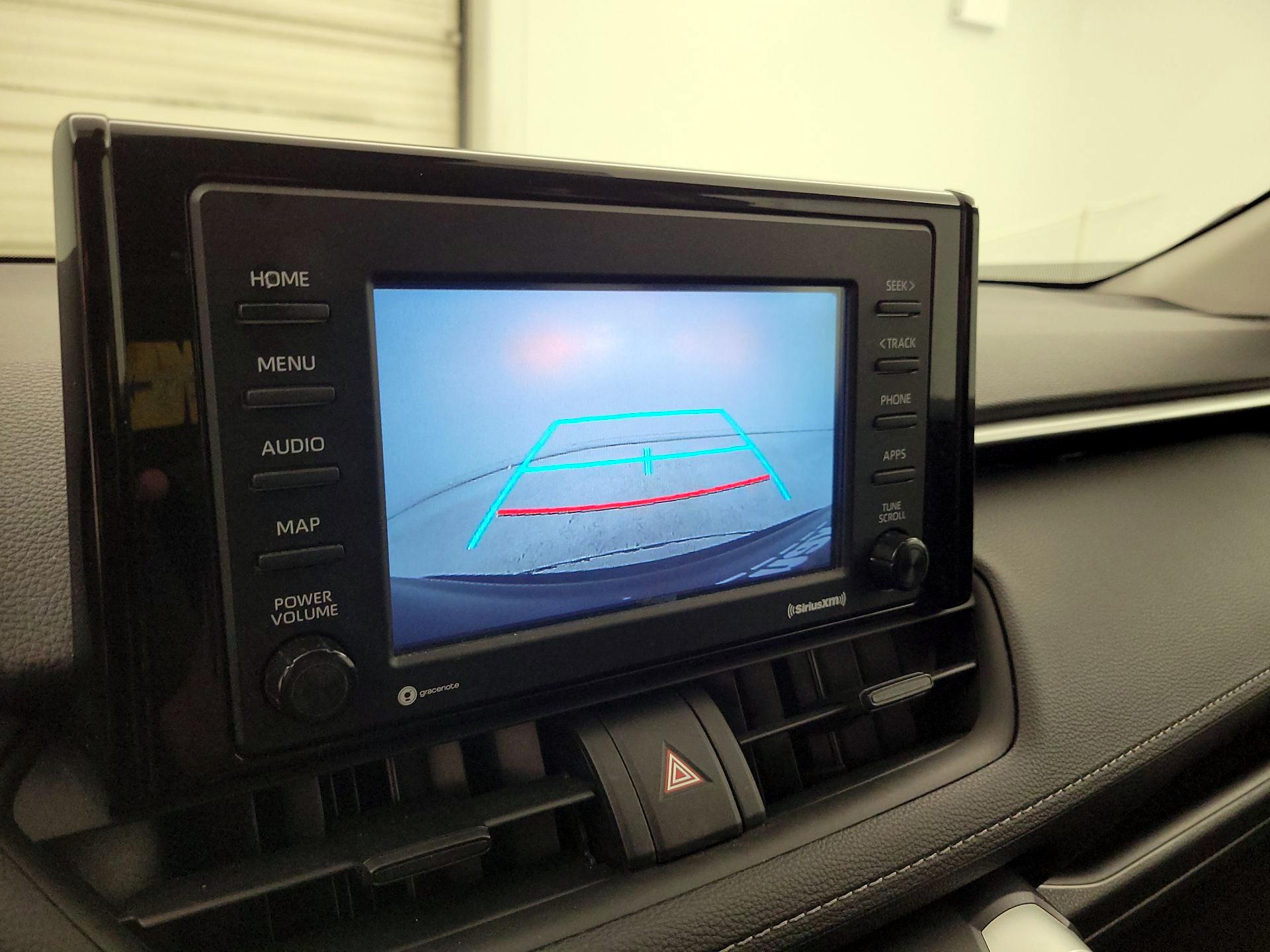 Thumbnail: 2021 Toyota RAV4 - 14