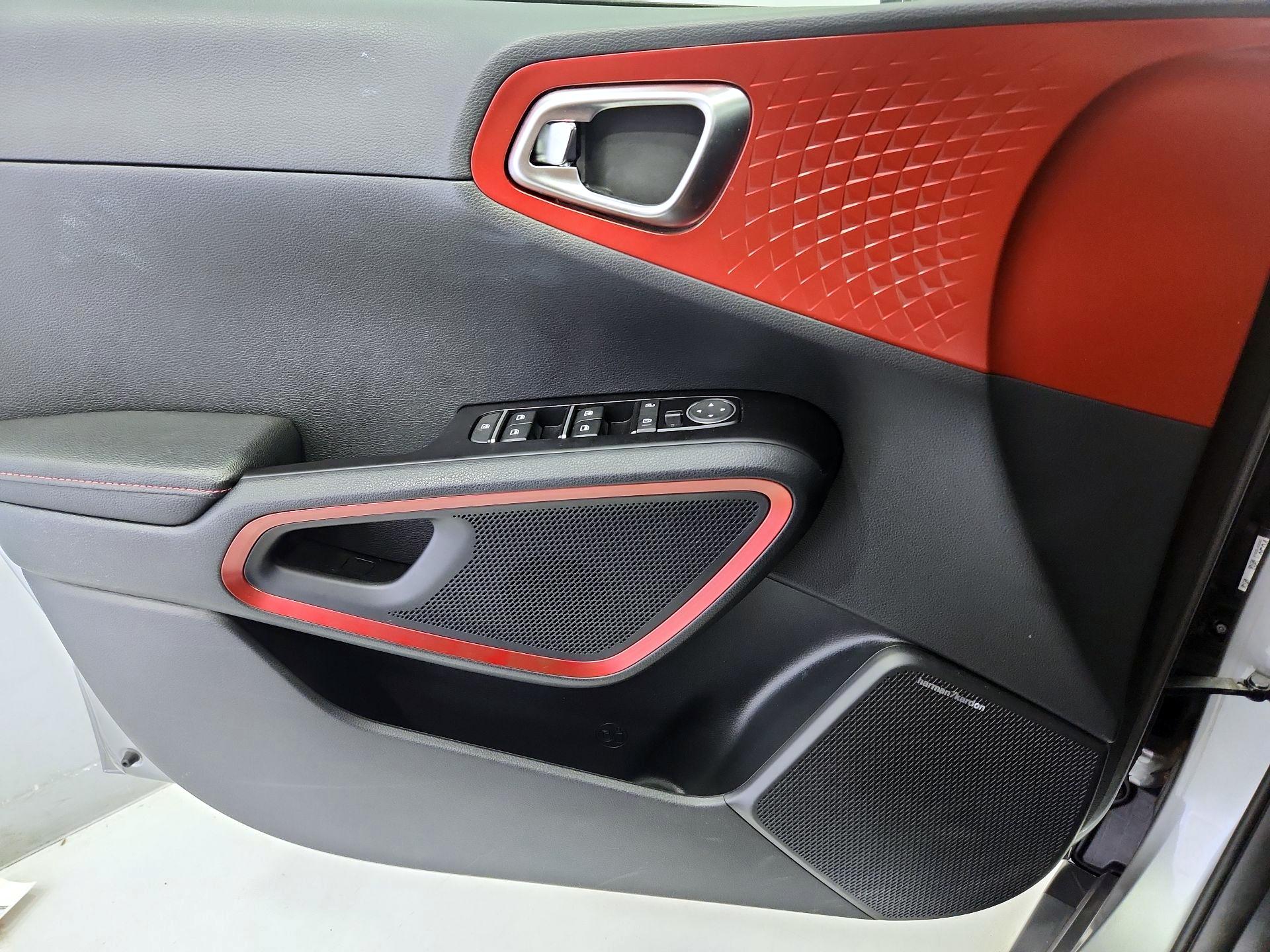 Thumbnail: 2023 Kia Soul - 12