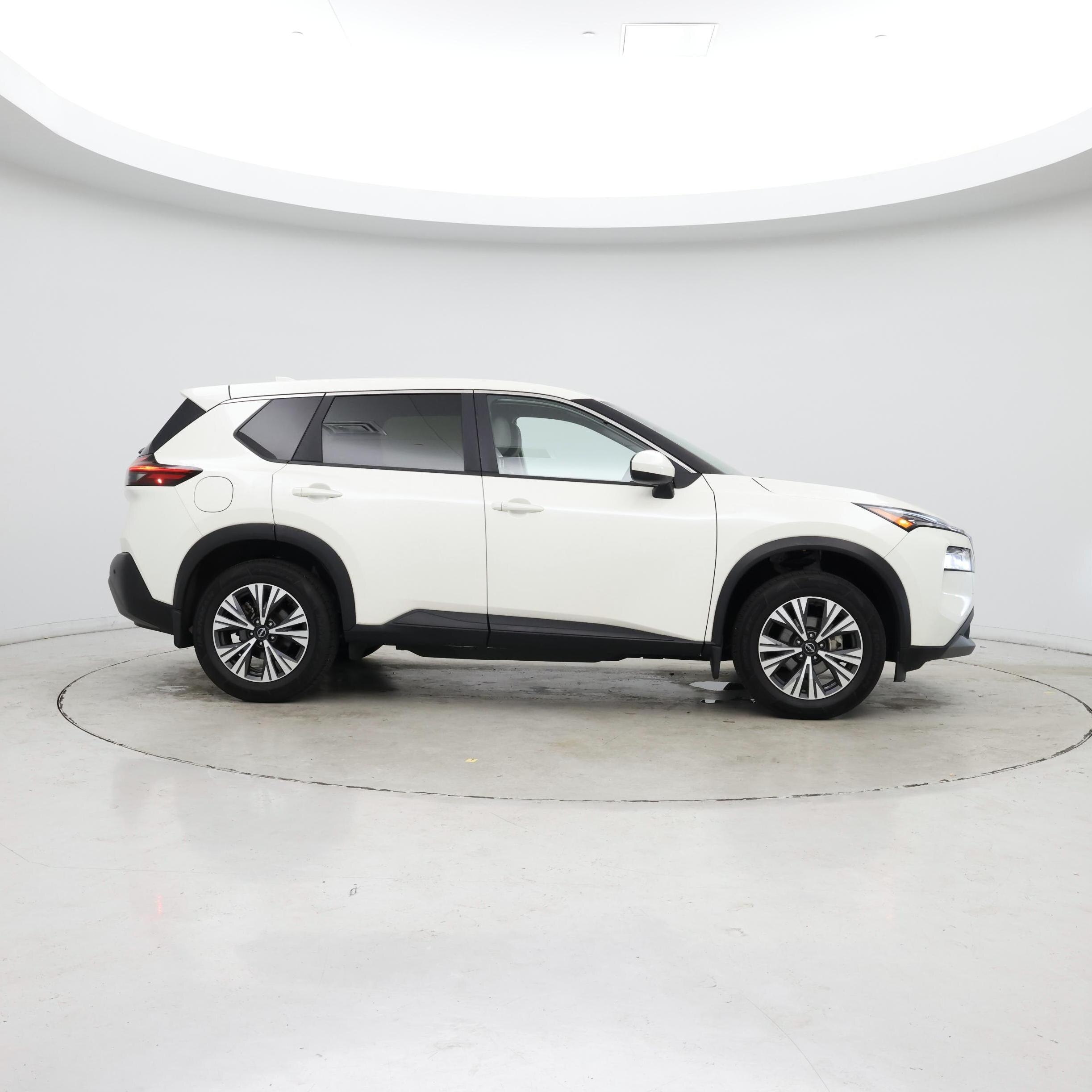 Thumbnail: 2023 Nissan Rogue - 7