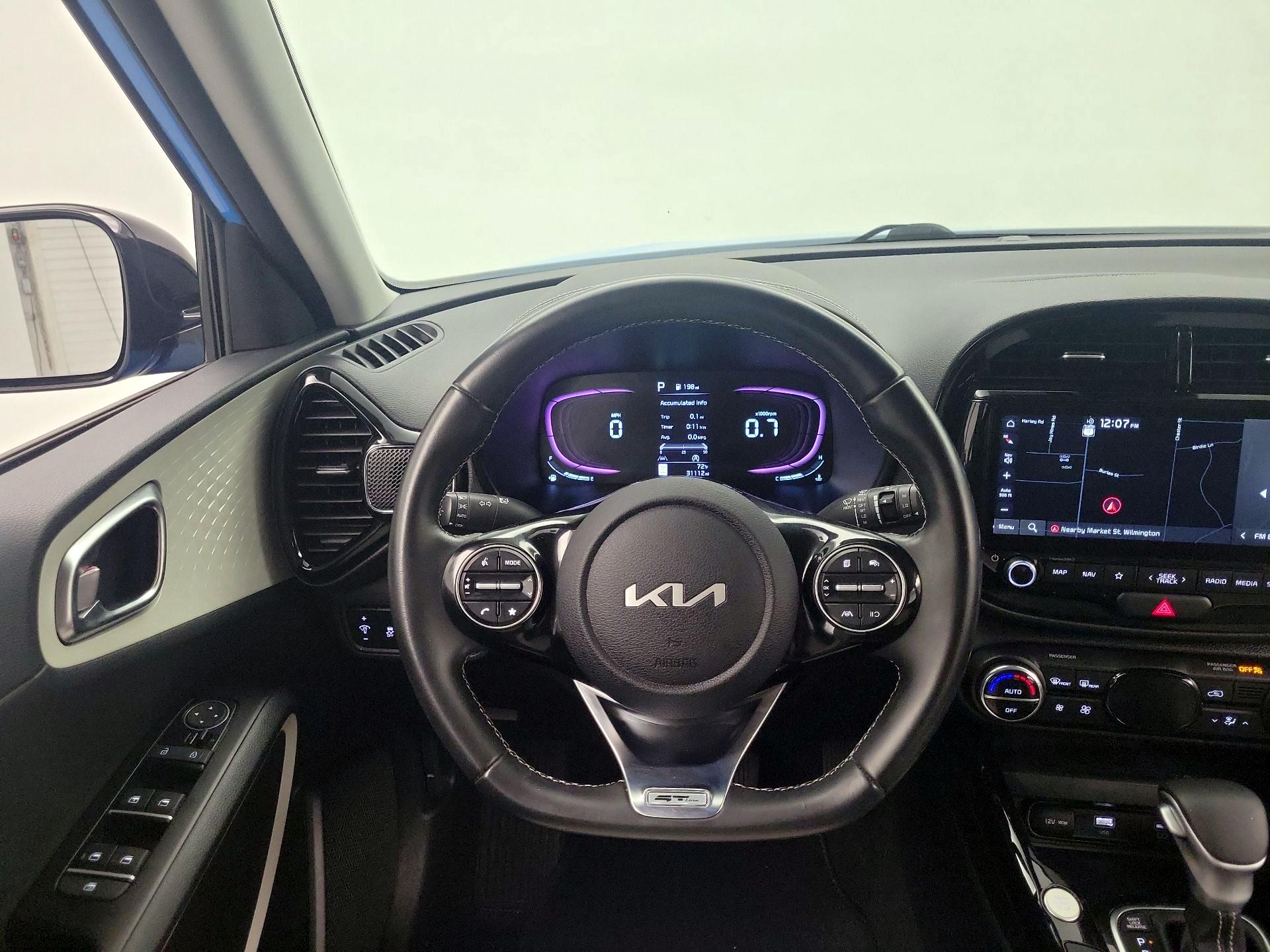 Thumbnail: 2023 Kia Soul - 10