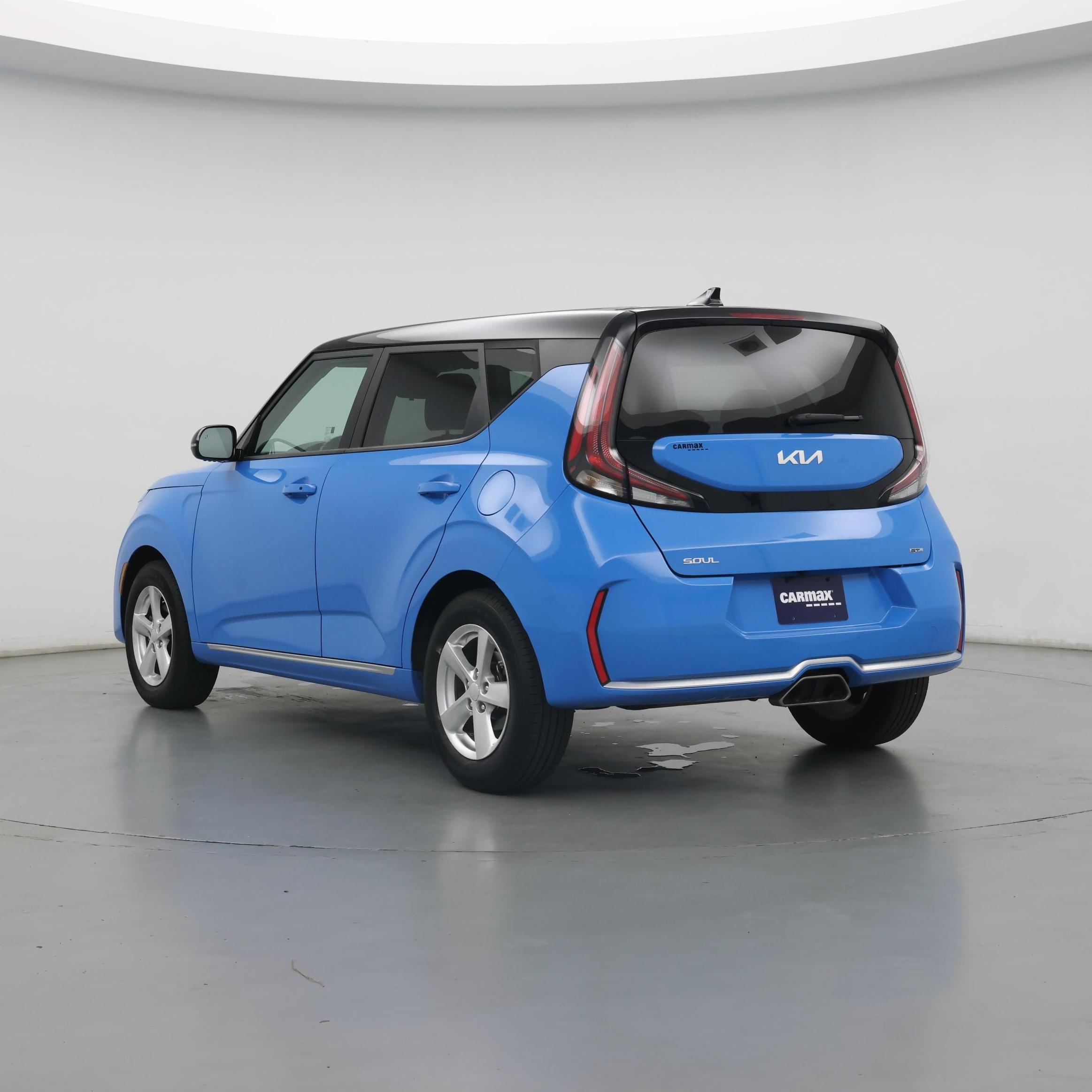 Thumbnail: 2023 Kia Soul - 2