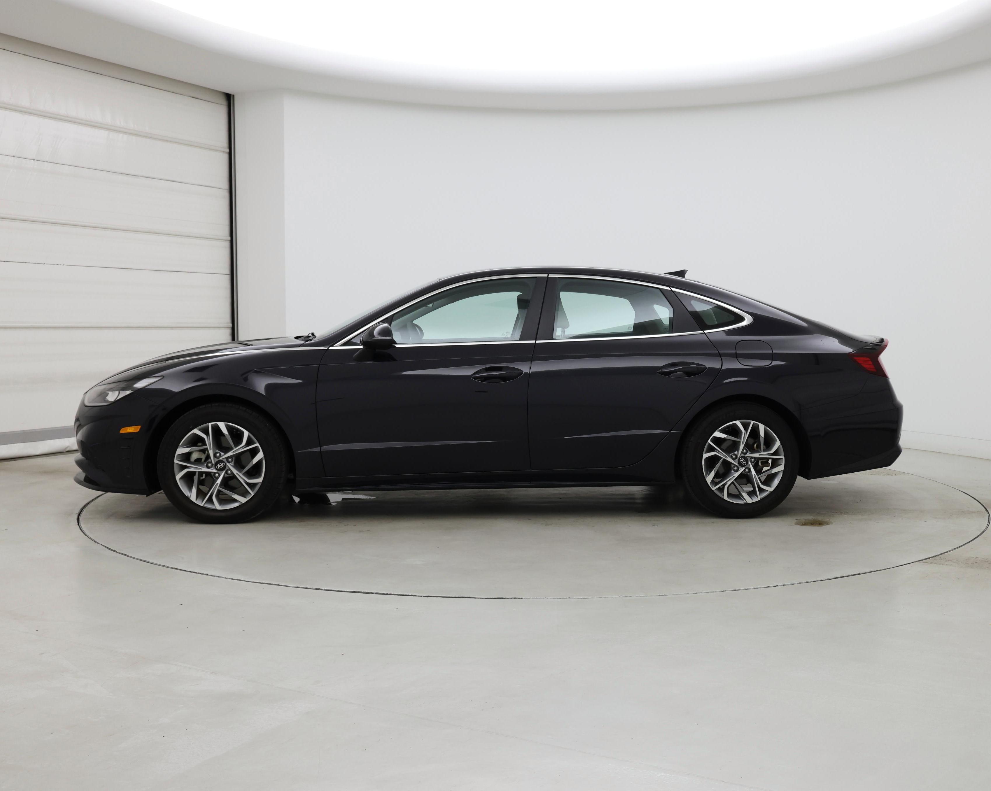 Thumbnail: 2023 Hyundai Sonata - 3