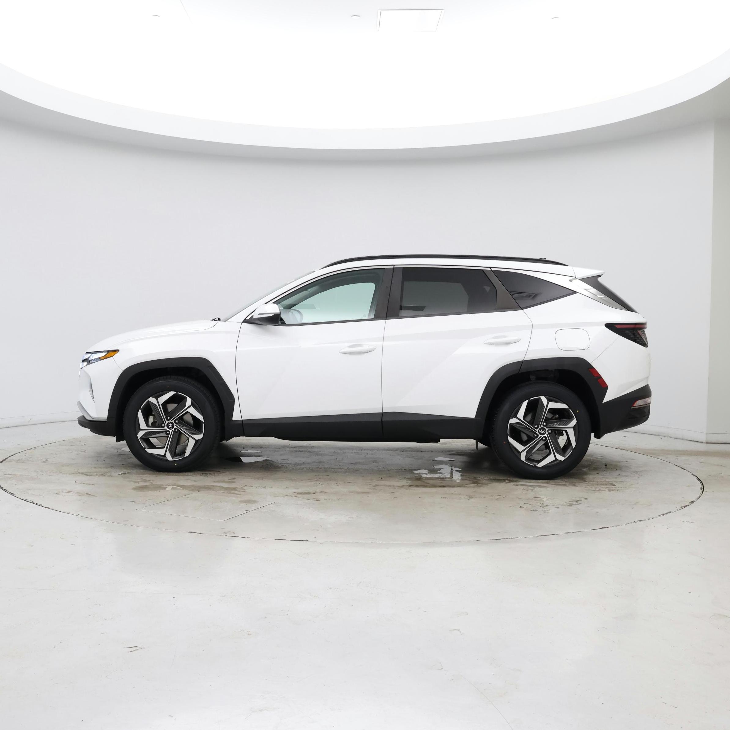 Thumbnail: 2022 Hyundai Tucson - 3