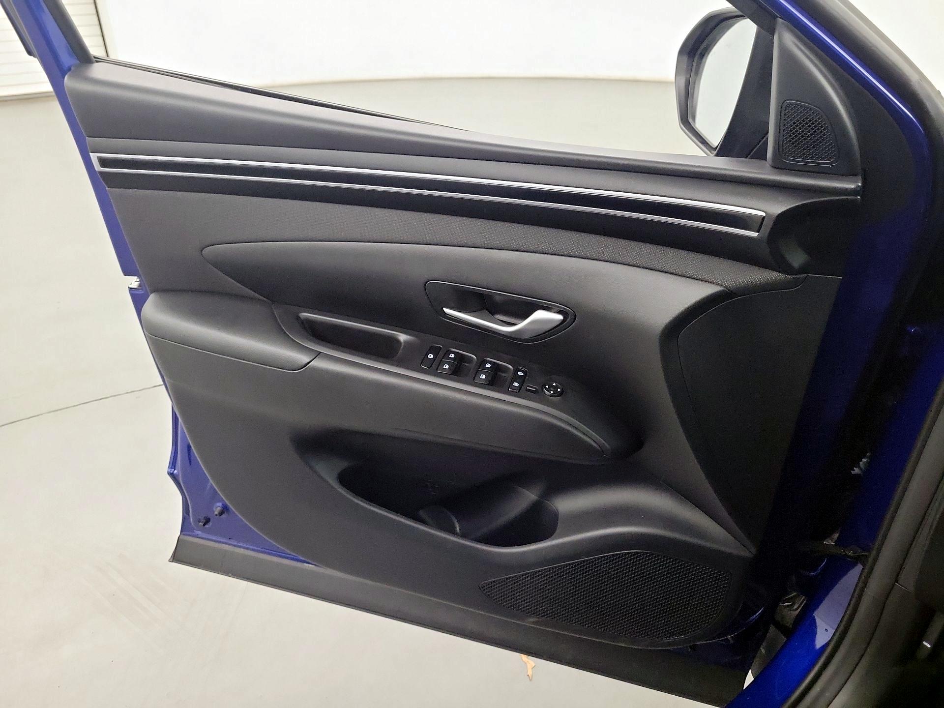 Thumbnail: 2023 Hyundai Tucson - 12