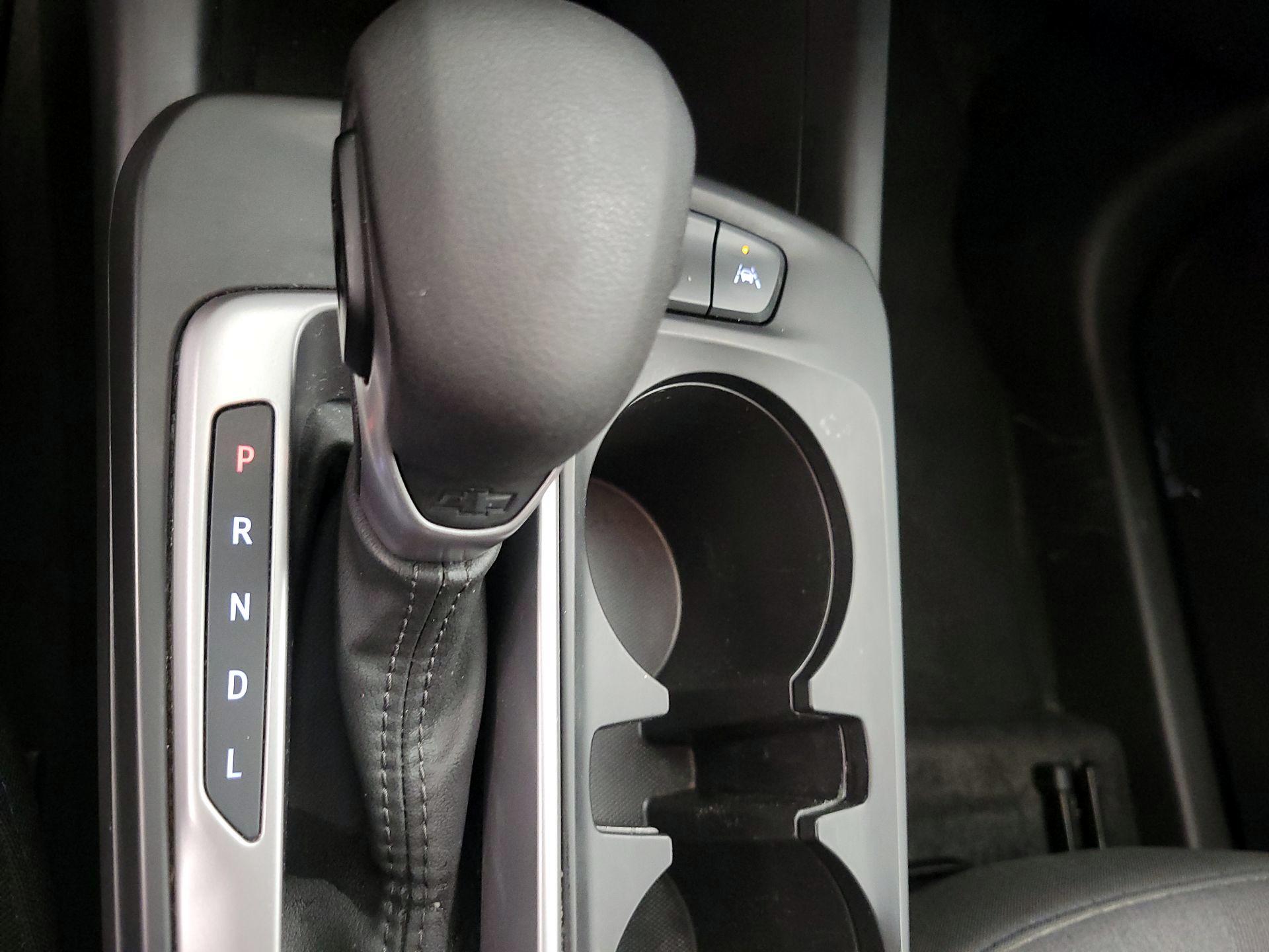 Thumbnail: 2025 Chevrolet Trax - 17