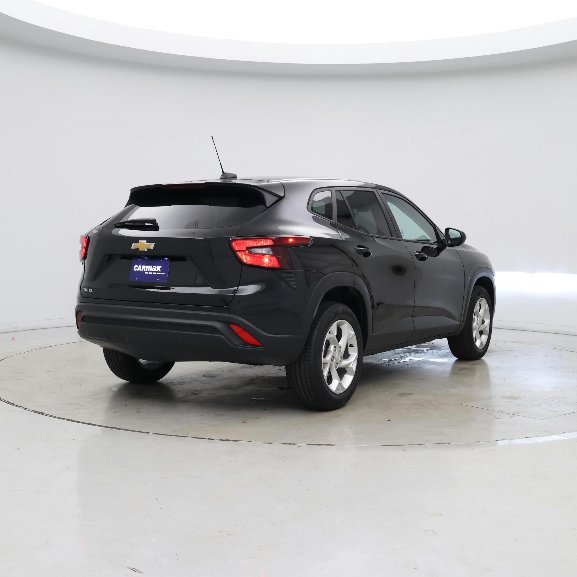 Thumbnail: 2025 Chevrolet Trax - 8